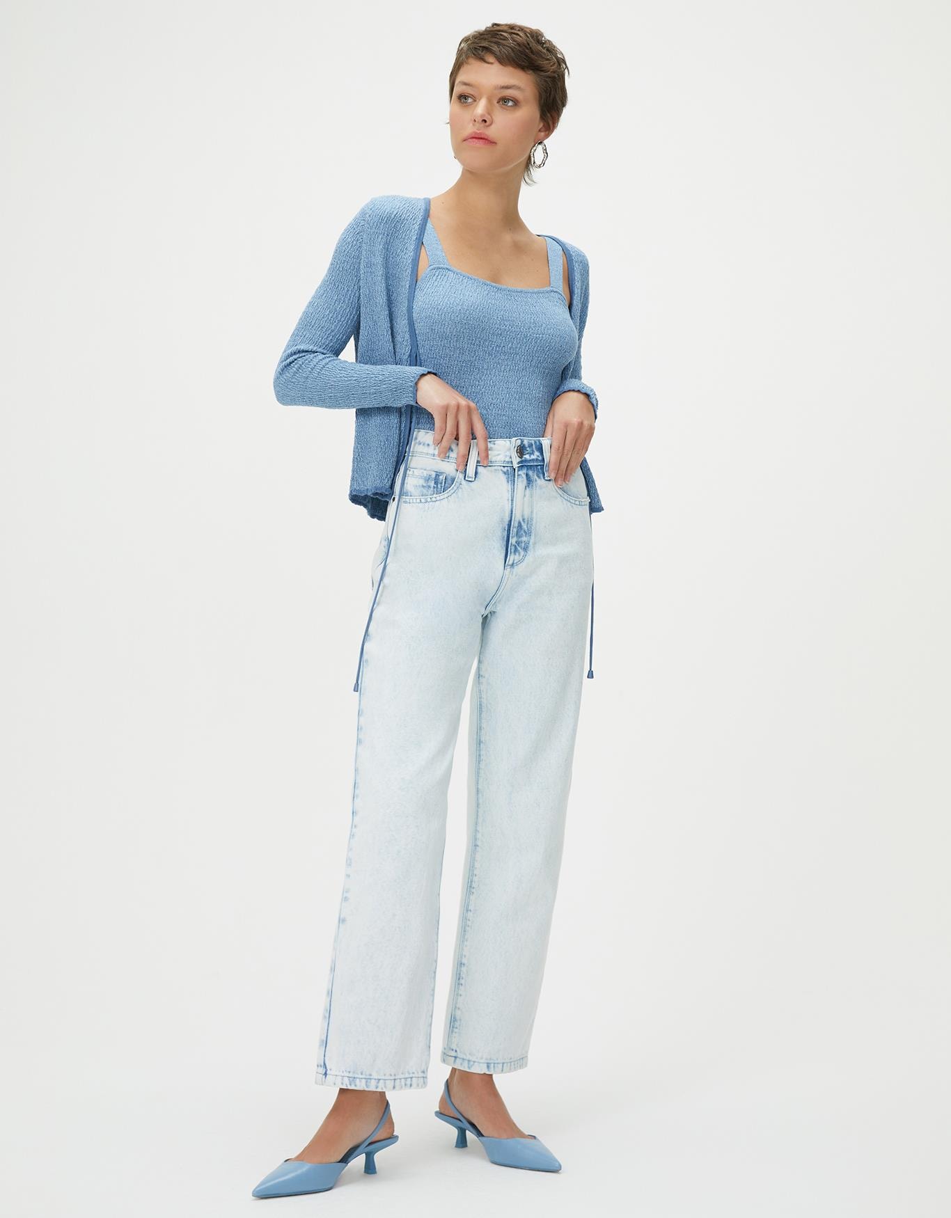 image_fc8d0d78-05ca-4ab0-b677-6a40225e2810