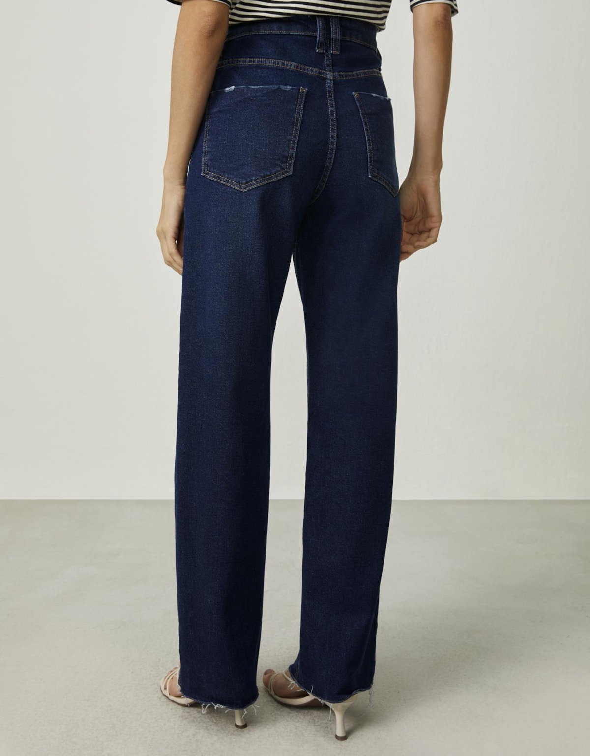 image_ccd4ad2d-56bc-4335-9b91-181bc54bab58