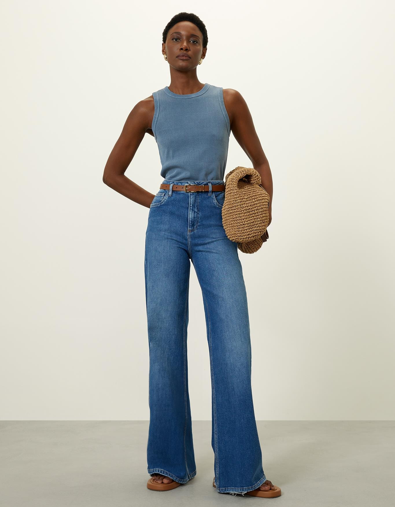 image_e8adb89b-da6b-4a23-a49b-6ee231bfa69e