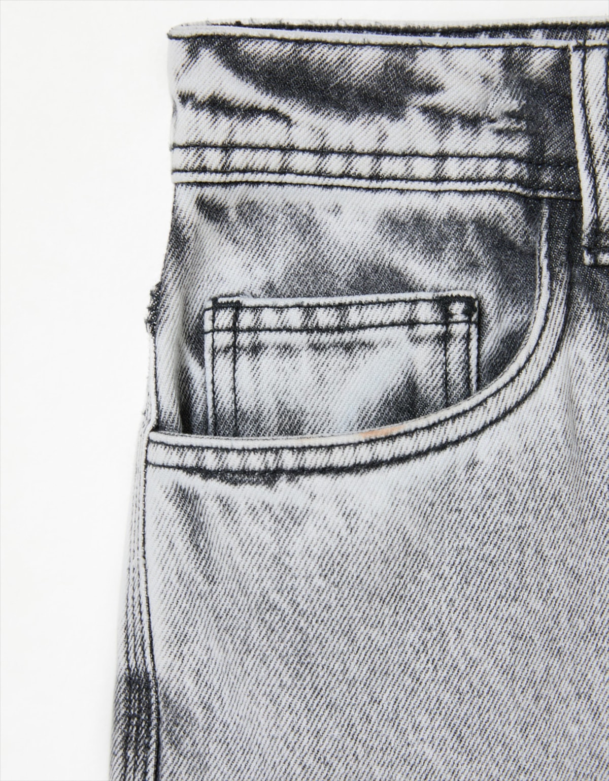 image_eb5db36a-a1af-4f7e-bc7e-b17279594352