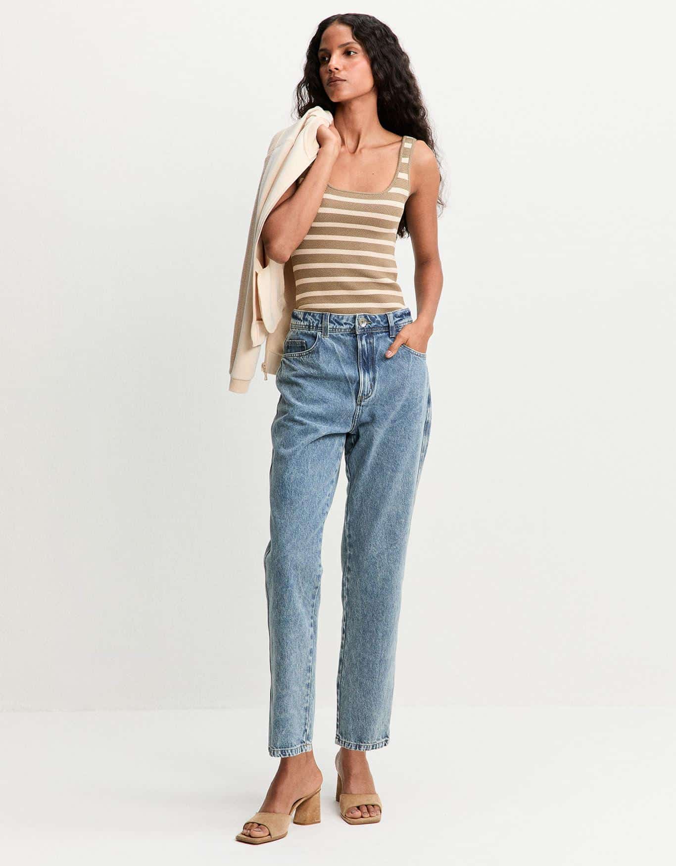 Calça Jeans Mom Pesponto Triplo