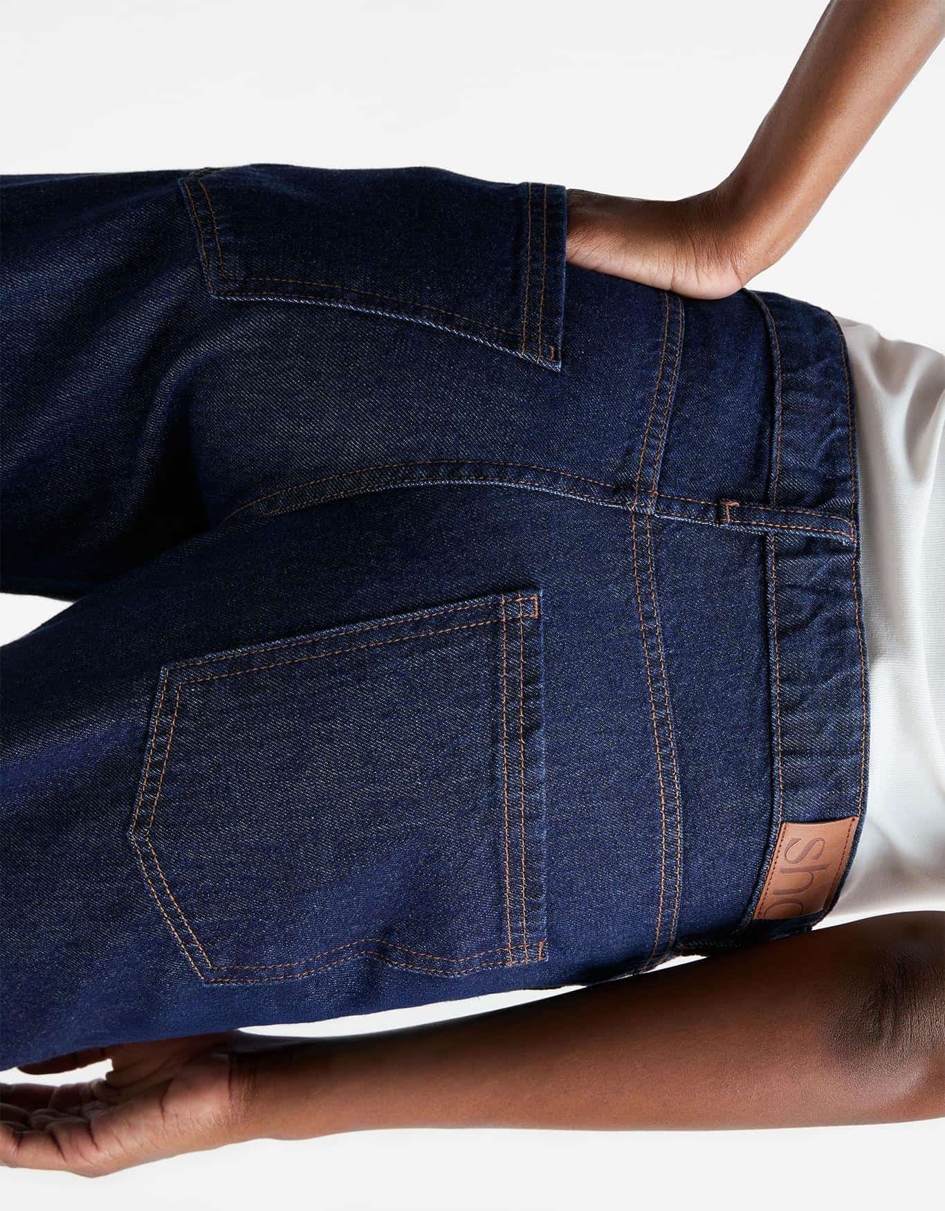 Calça Jeans Reta Barra Dobrada