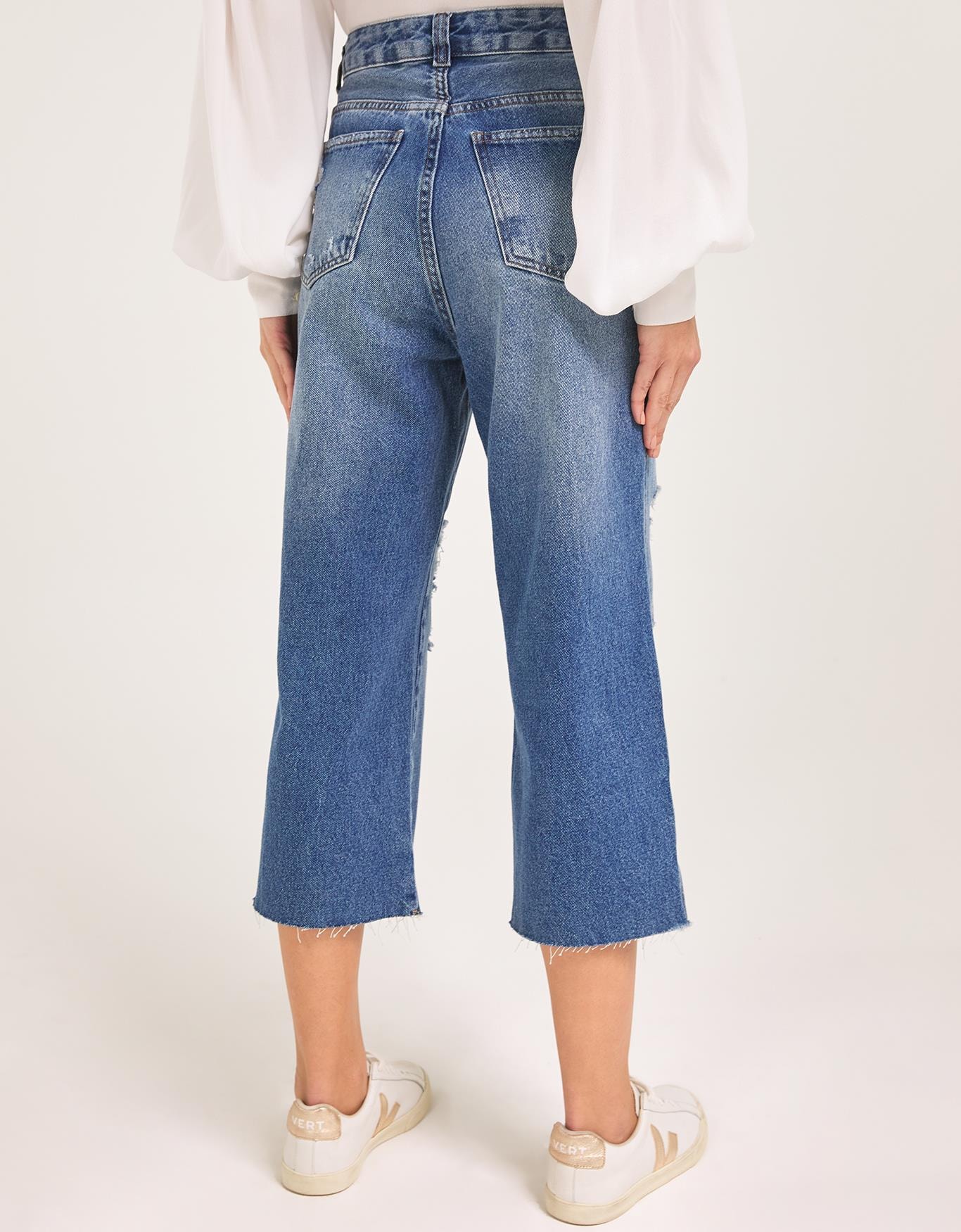 image_a552f665-403d-443d-971c-df425c65ead4