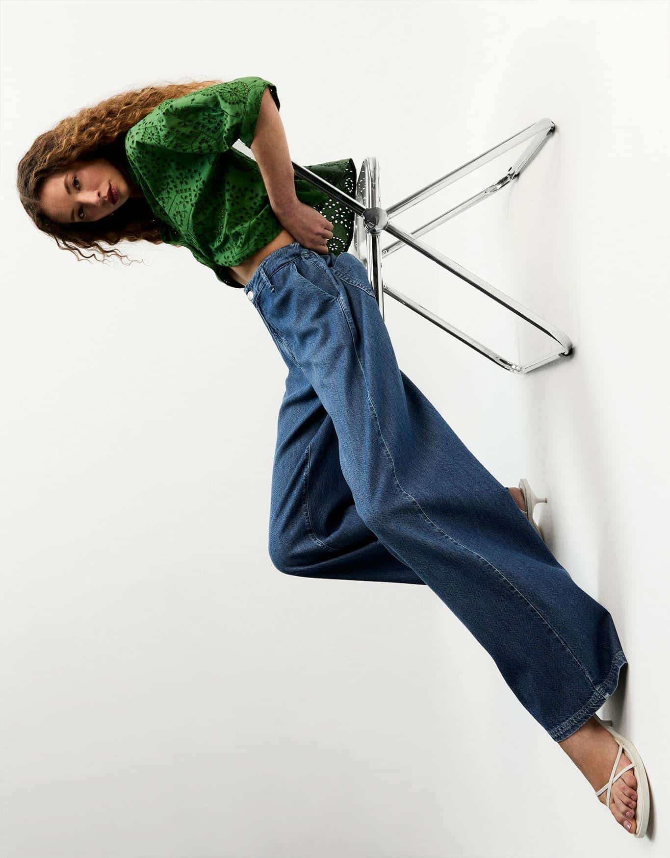 Calça Jeans Reta Elástico