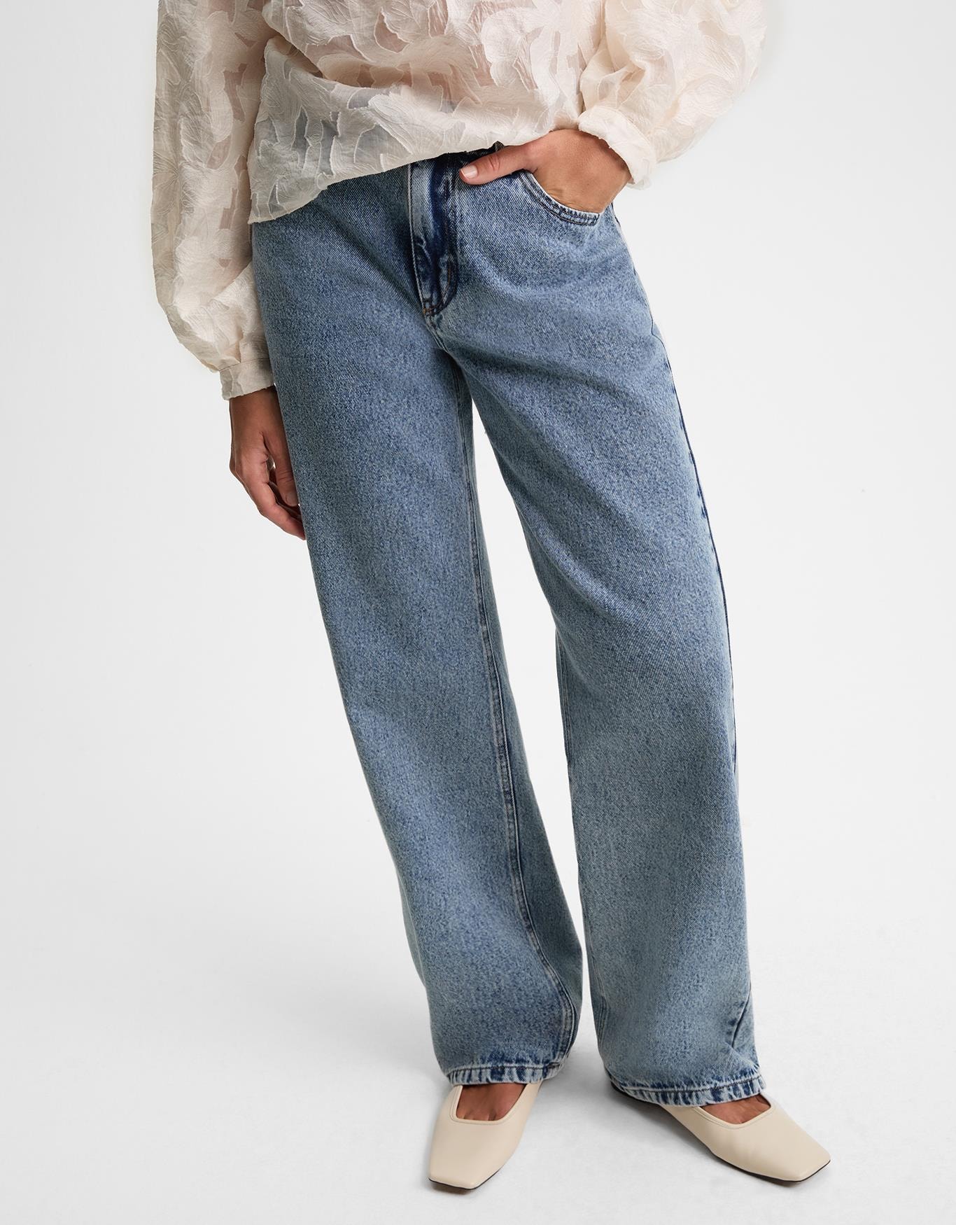 calca-jeans-reta-five-pocket-012523710002