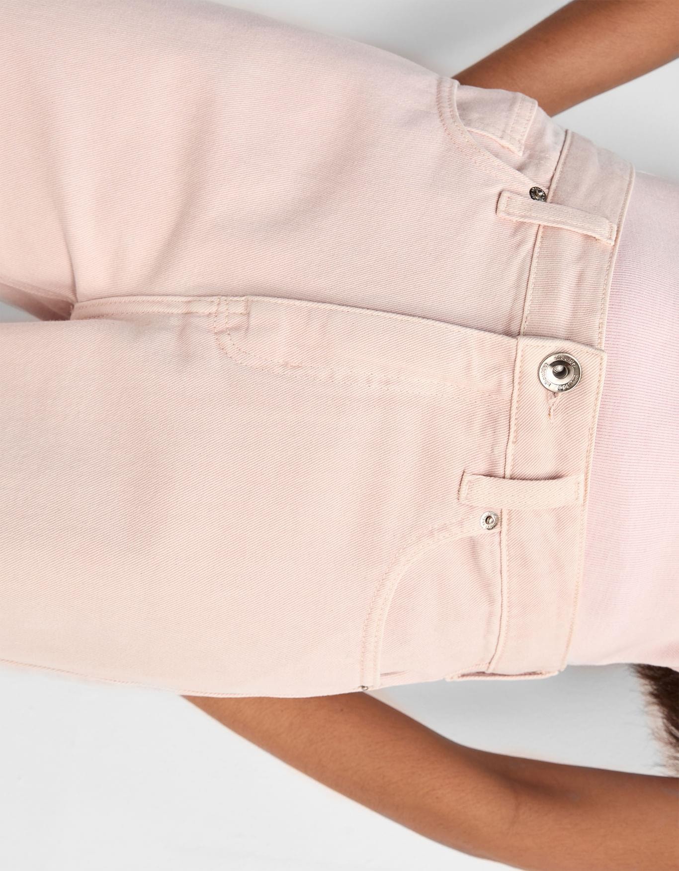 image_885c6feb-2255-4588-a925-28a8b9ebb7a7