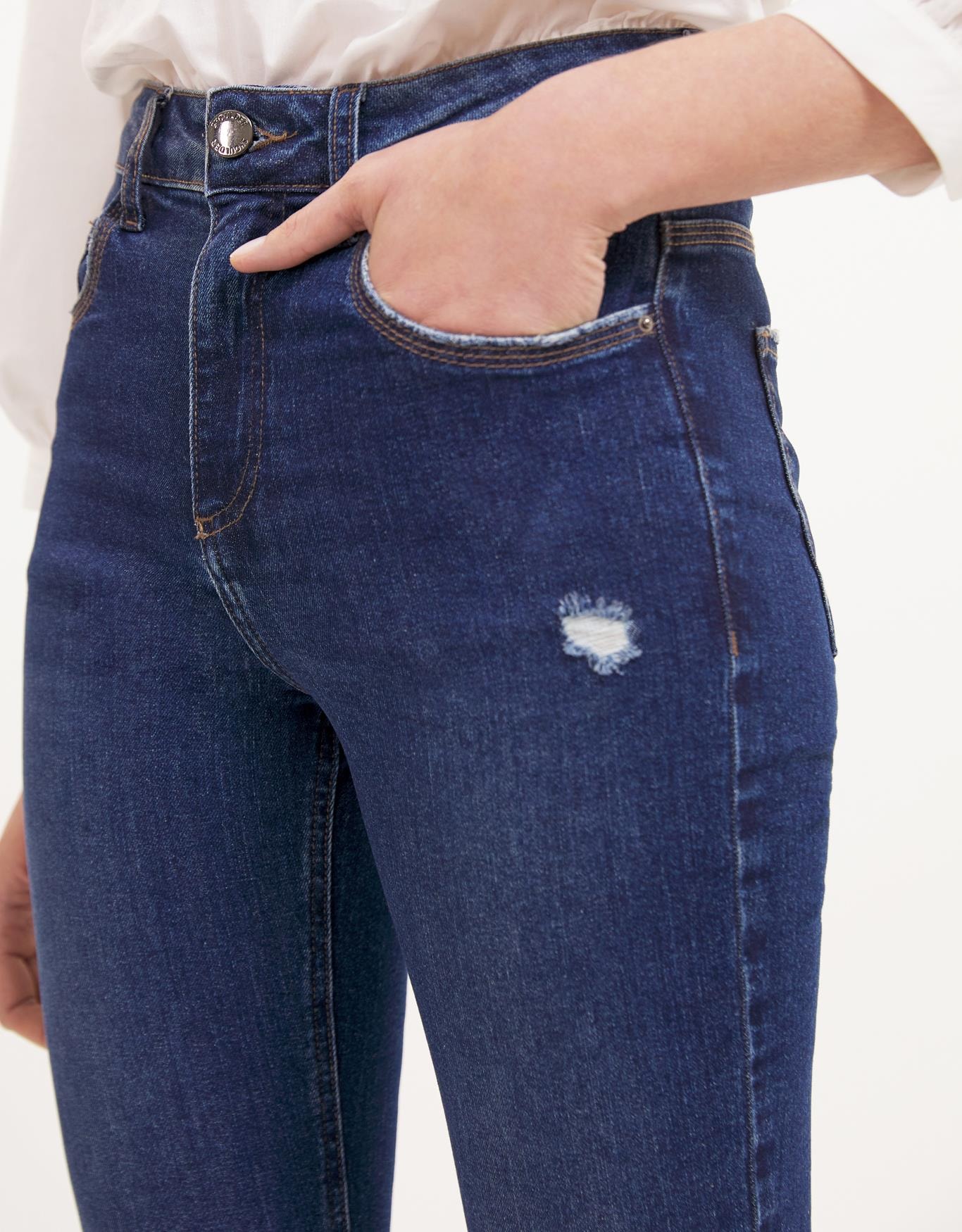 image_b4de03d9-0f92-4b24-8936-0b63f1863372