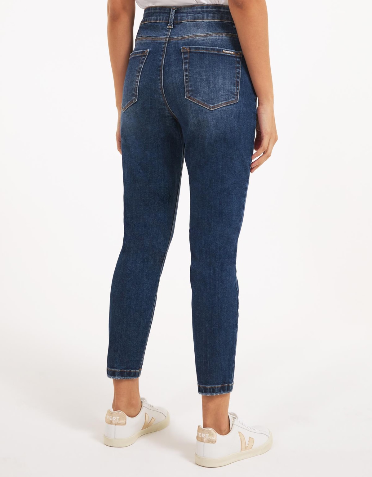 image_0c29cd78-fe52-40c1-9798-caf54566fd53