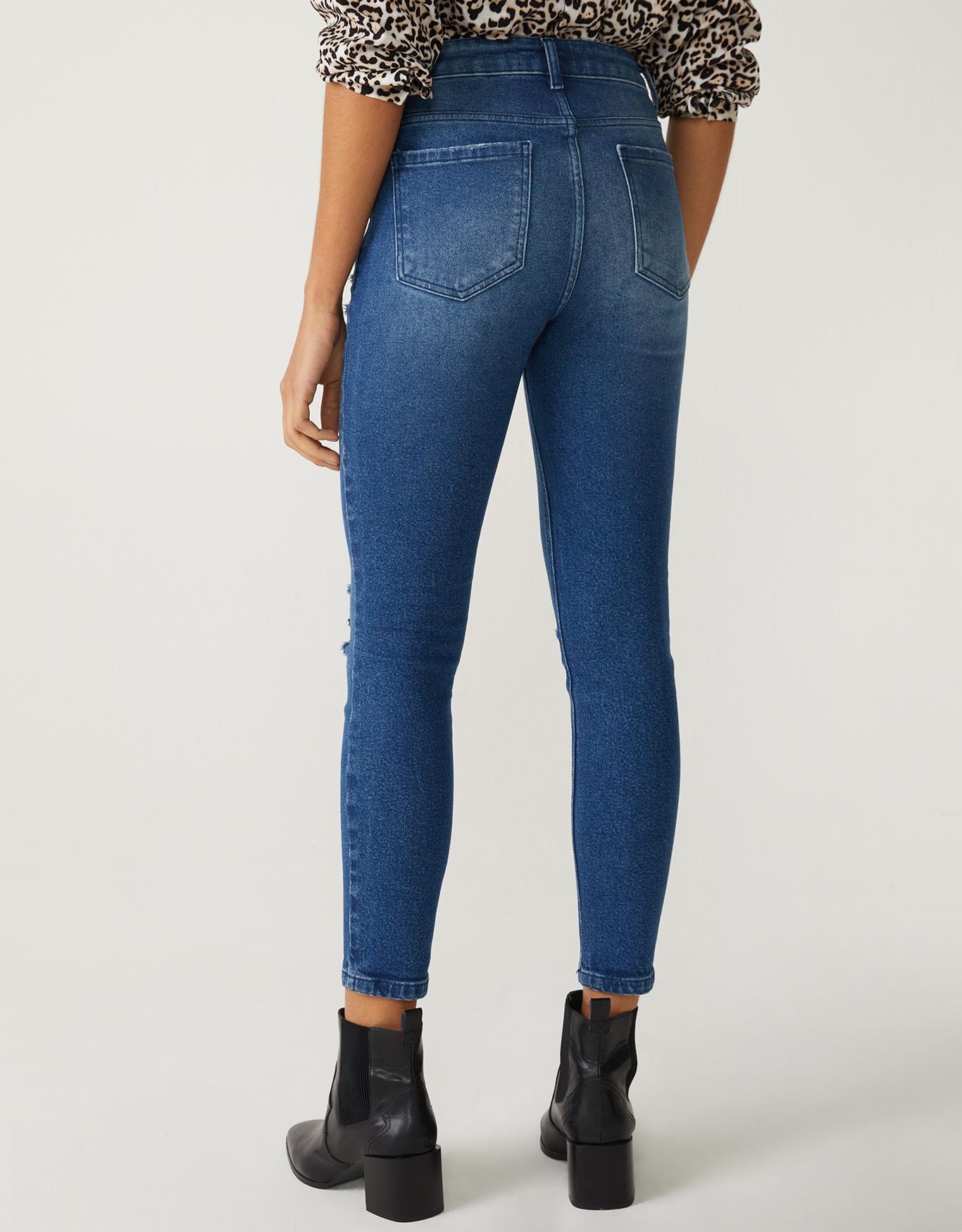 image_ce655216-05e5-483c-9e18-b4ae3737ff0c