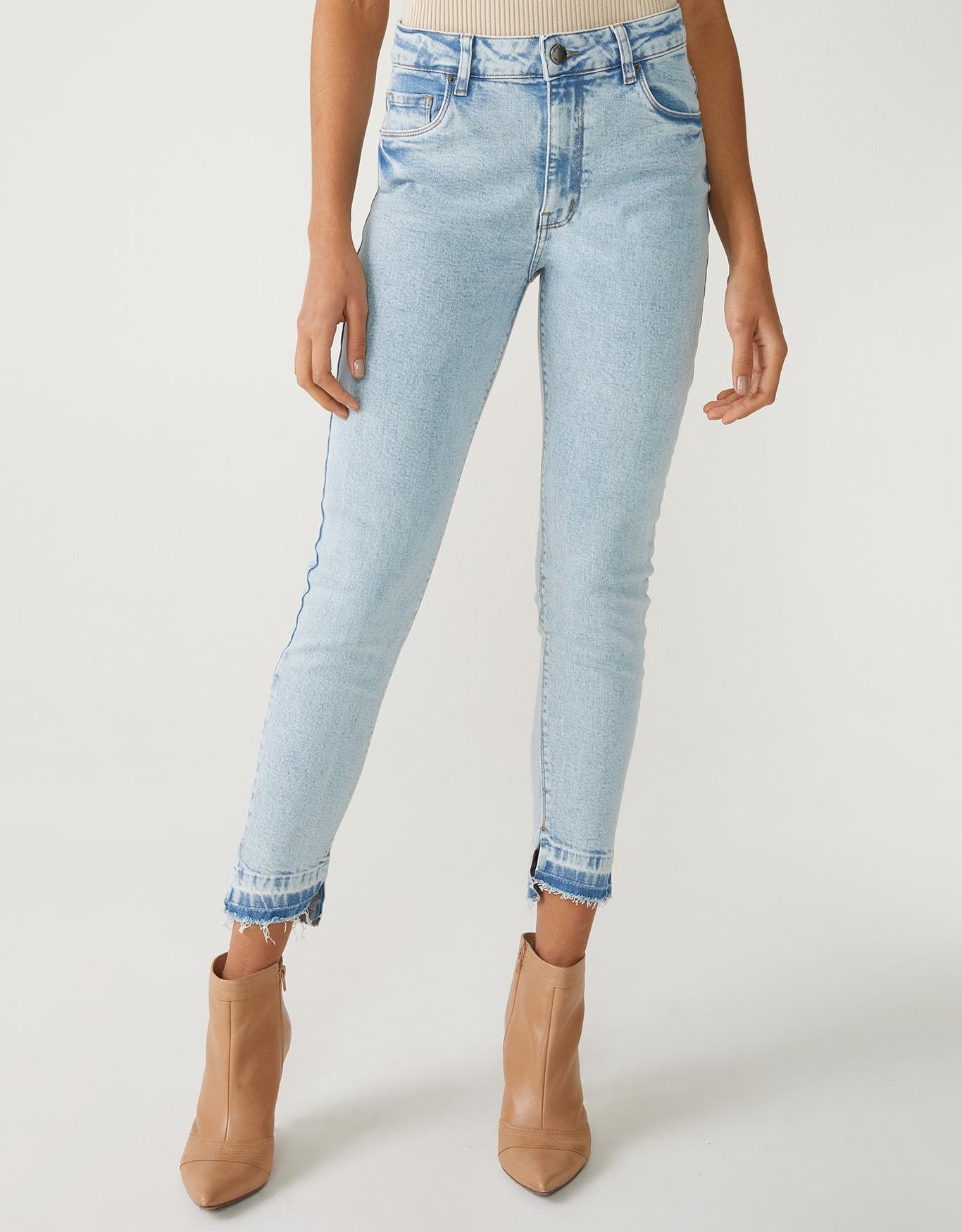 image_9a489a21-fbaa-4294-b9d2-a94f2bc71142