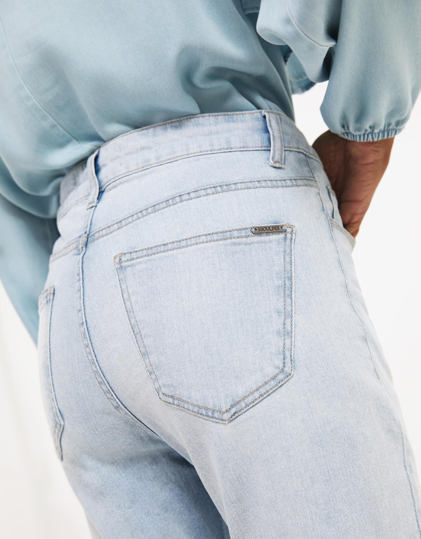 image_9c3a983d-0f70-4ba1-aeda-eca23d9c5c9f