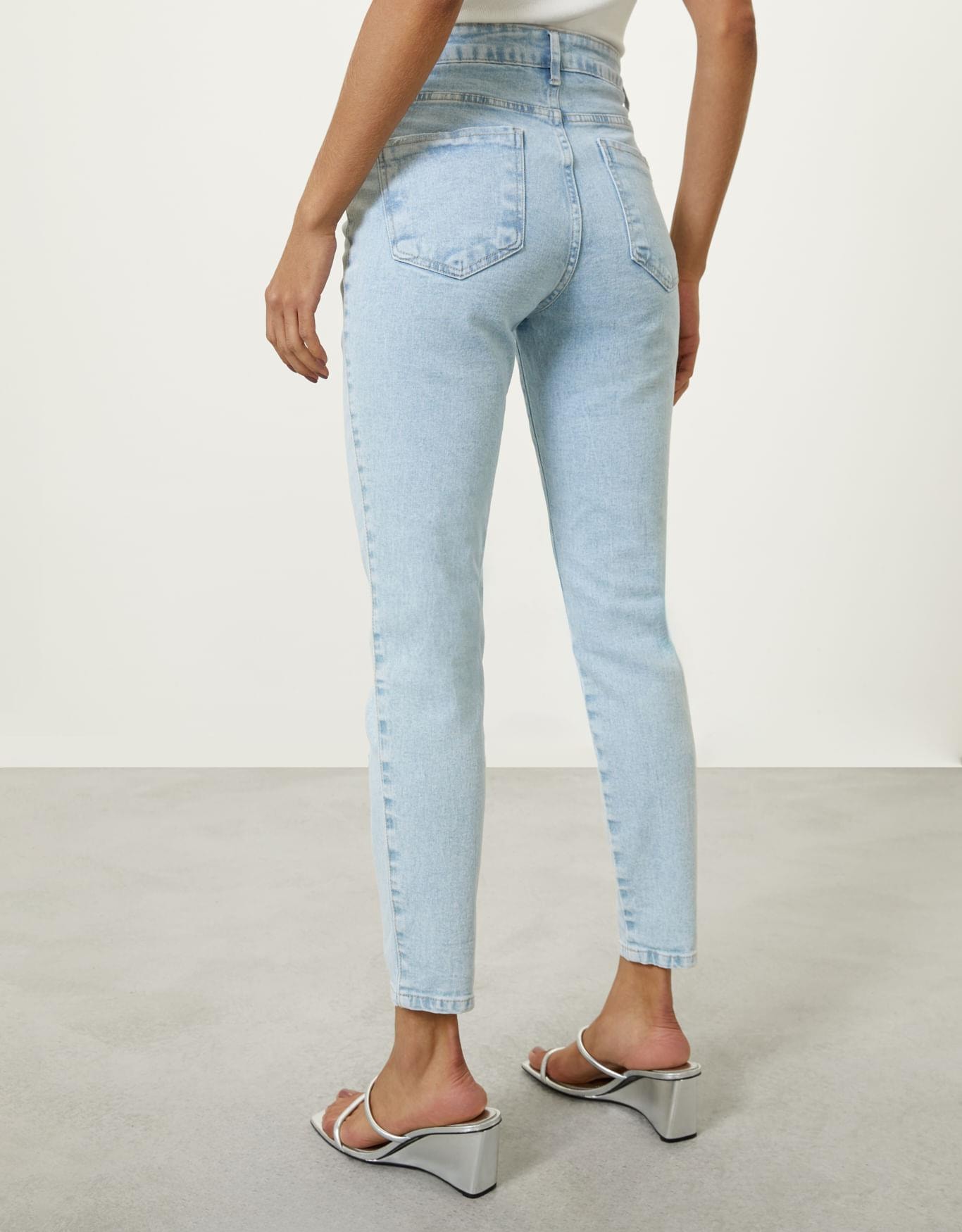 image_cfee0f89-d236-417a-90a5-ce323b3f57f9