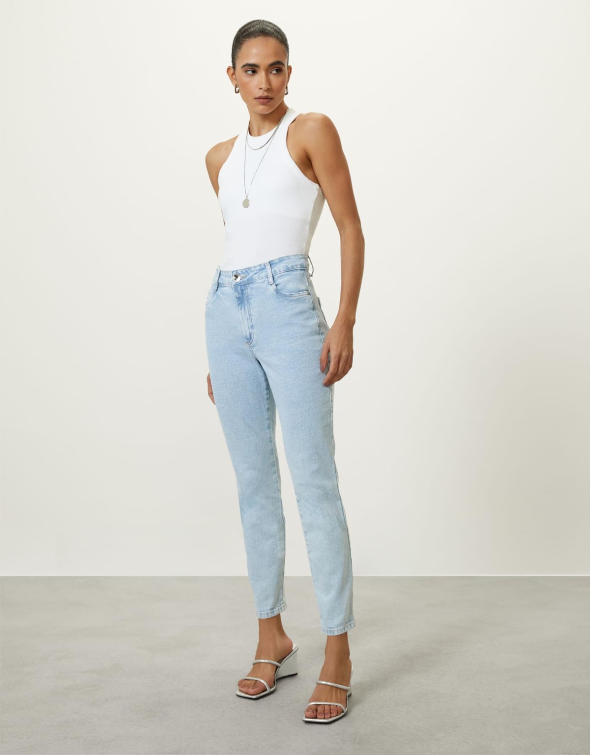 image_ba95d6fa-8ab5-491d-8099-3bc5d5930eb6