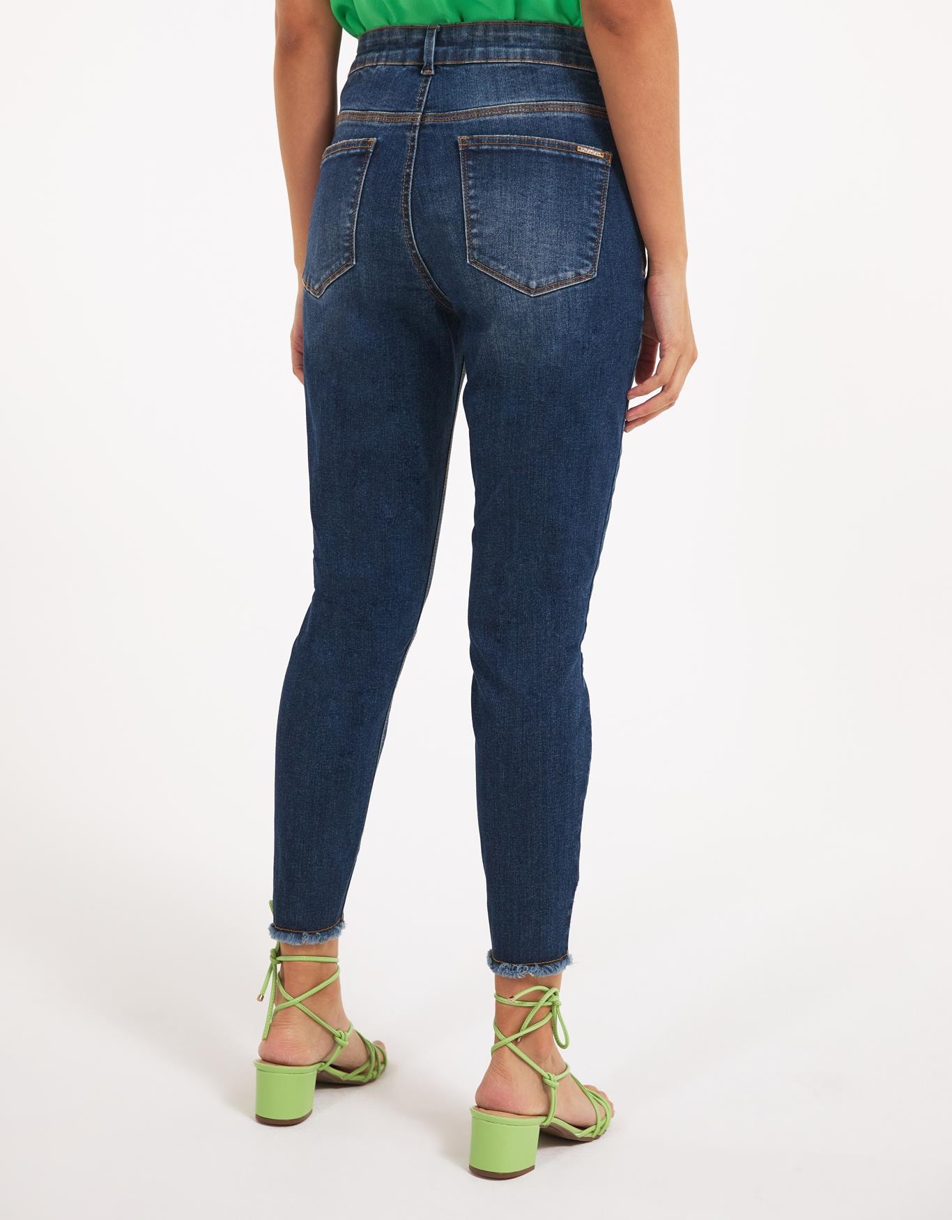 image_096a1ed9-12b1-4698-8a45-c64937079035