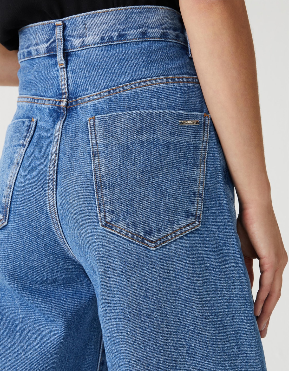 image_5631b6a8-d214-4273-a6e8-831f354a103a