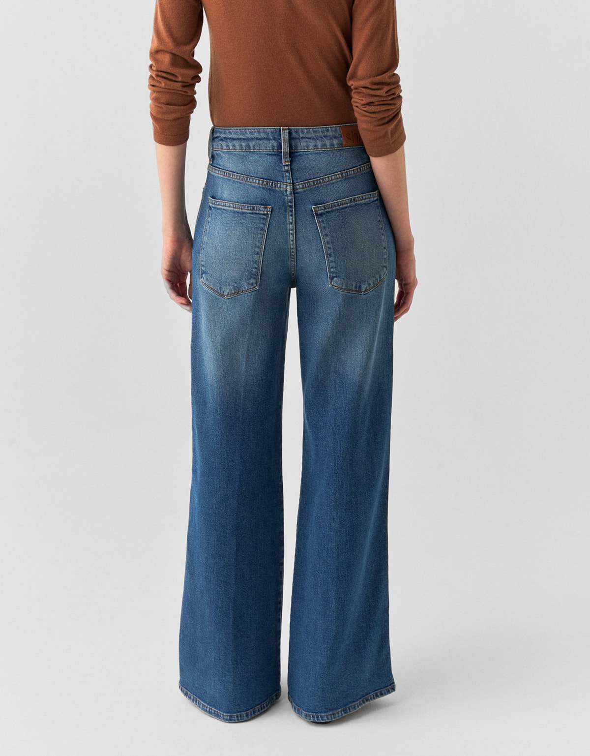 image_608a239a-5b50-4f6a-a282-96ef00e1ccf7