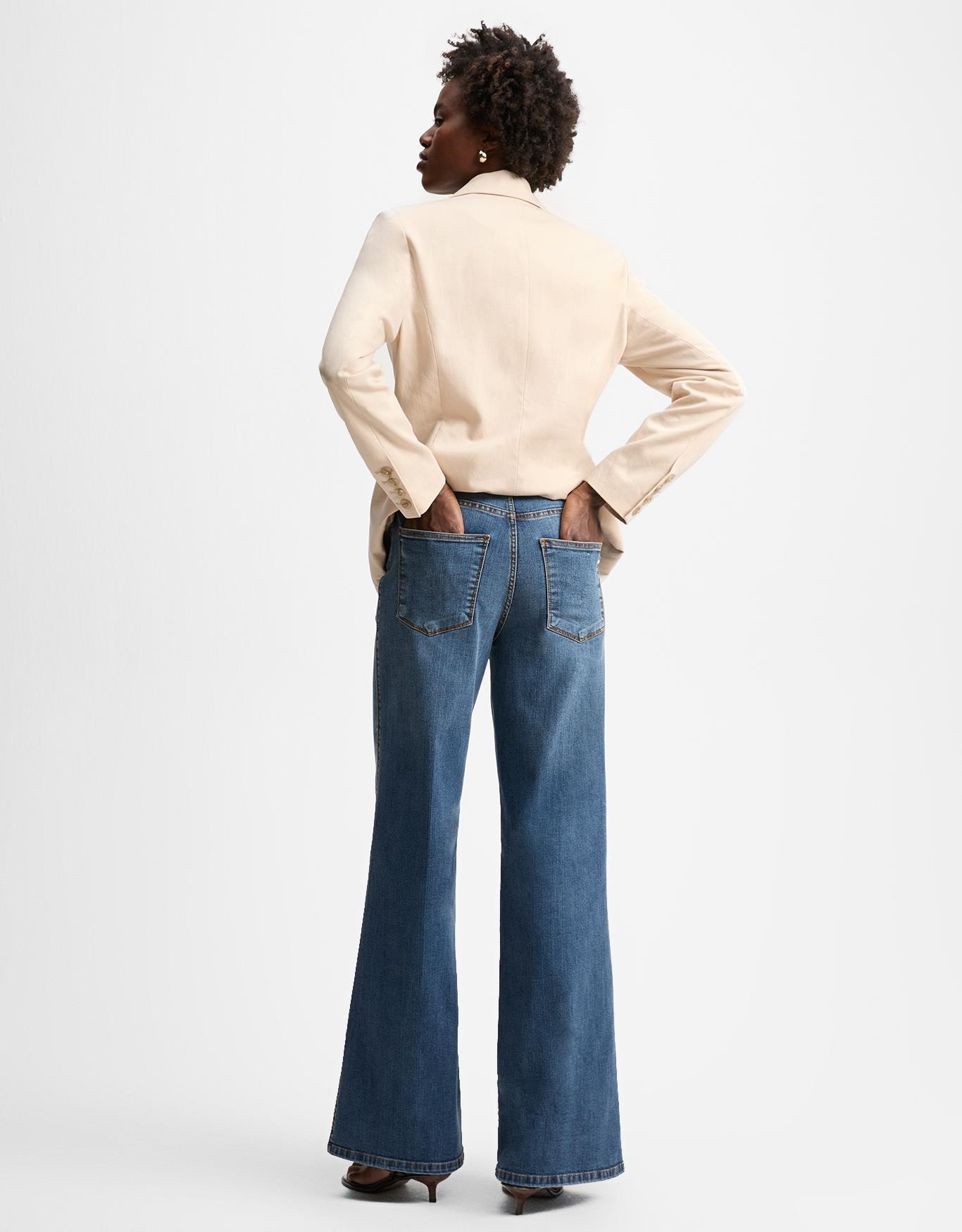 image_f1b8c800-2d75-4005-9b74-3eb014631909