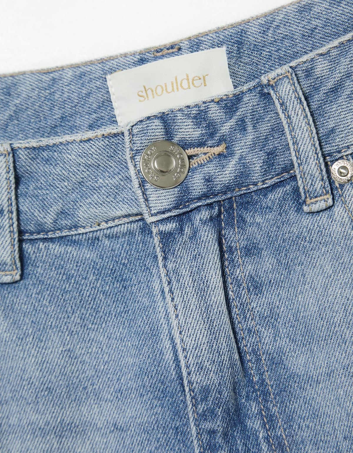 image_c97e9240-9829-404f-9c17-8a6769fd8757