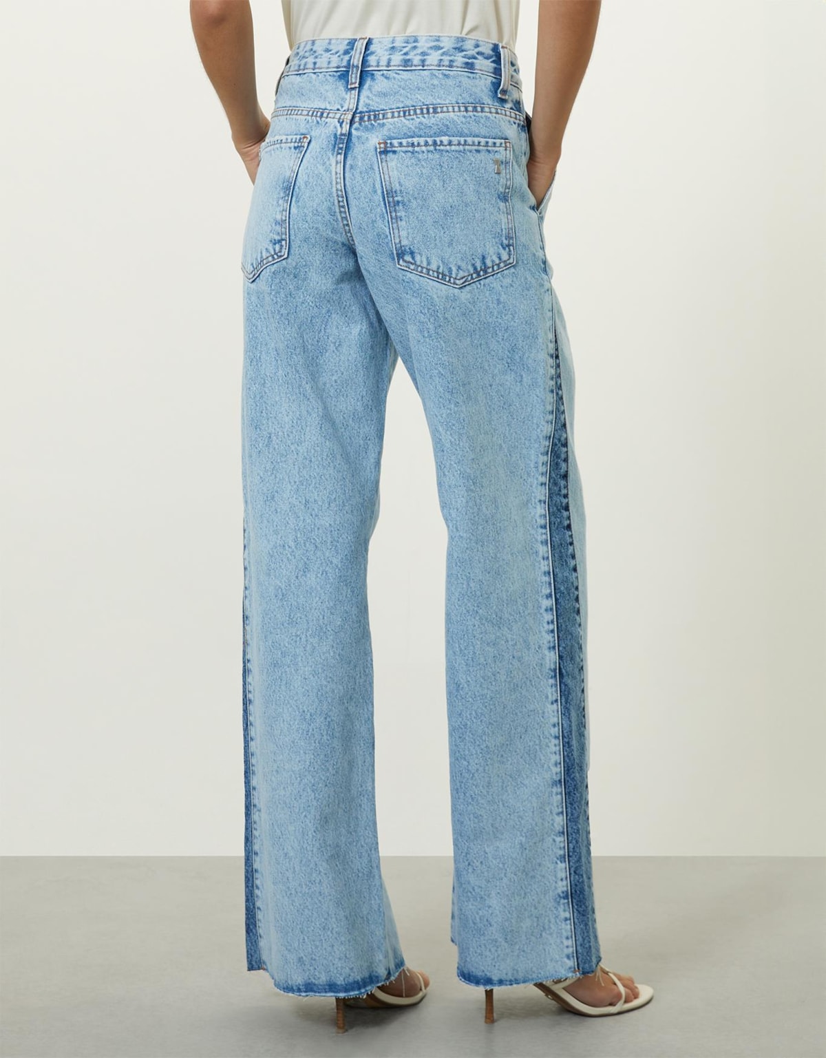 image_8bce347a-950e-46a1-bc94-b8228953bba2