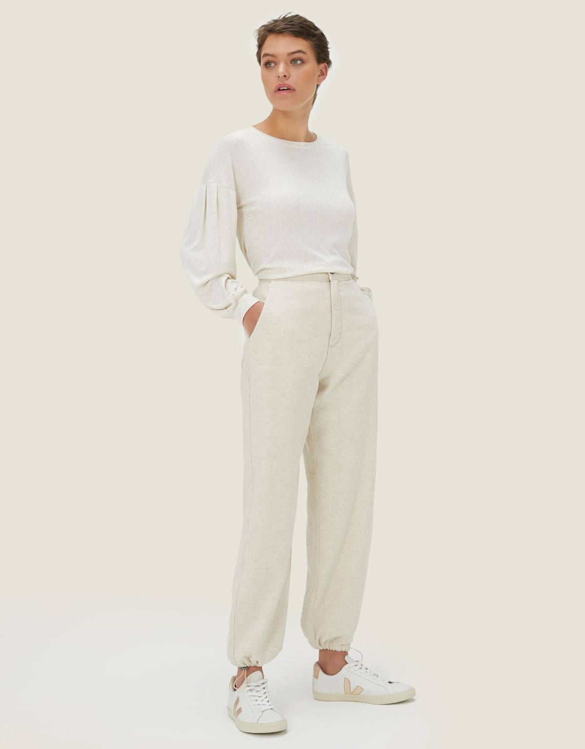 image_542a0945-b88b-4562-b827-a110daefa372