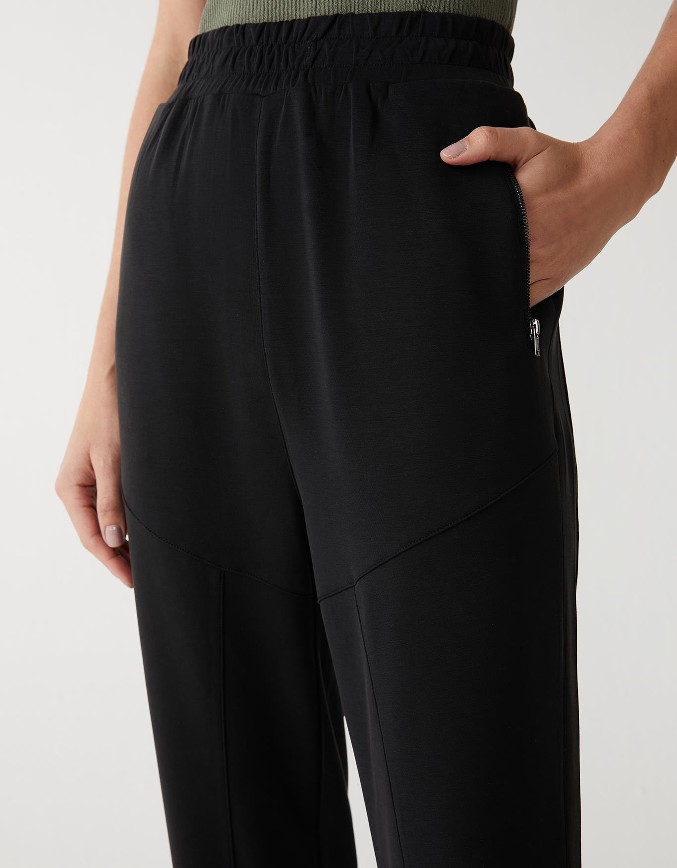 image_ea1ba2e5-7261-4369-8bbd-2452ca4df627