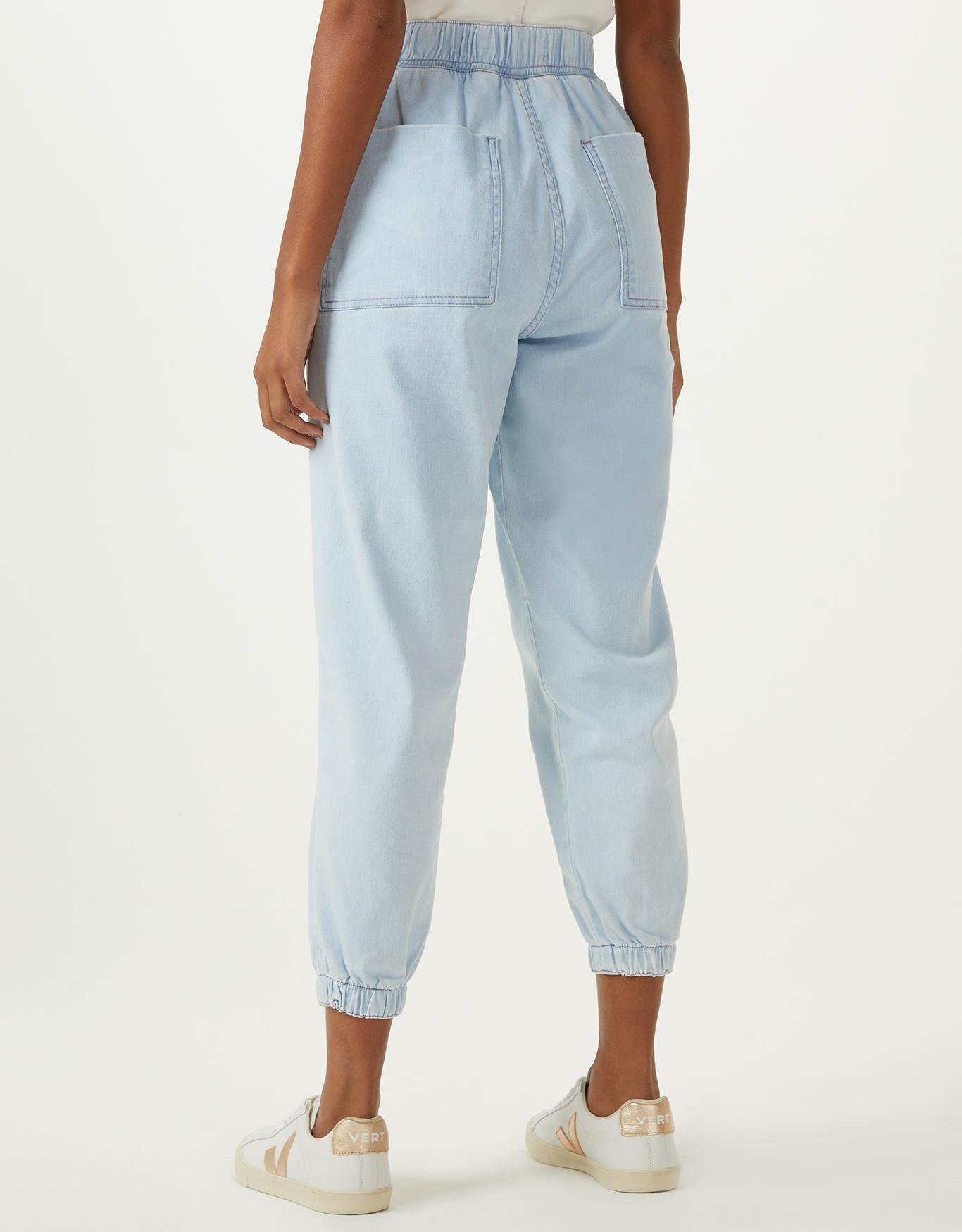 image_b155acca-f064-47cb-903d-7cbafefbf18b