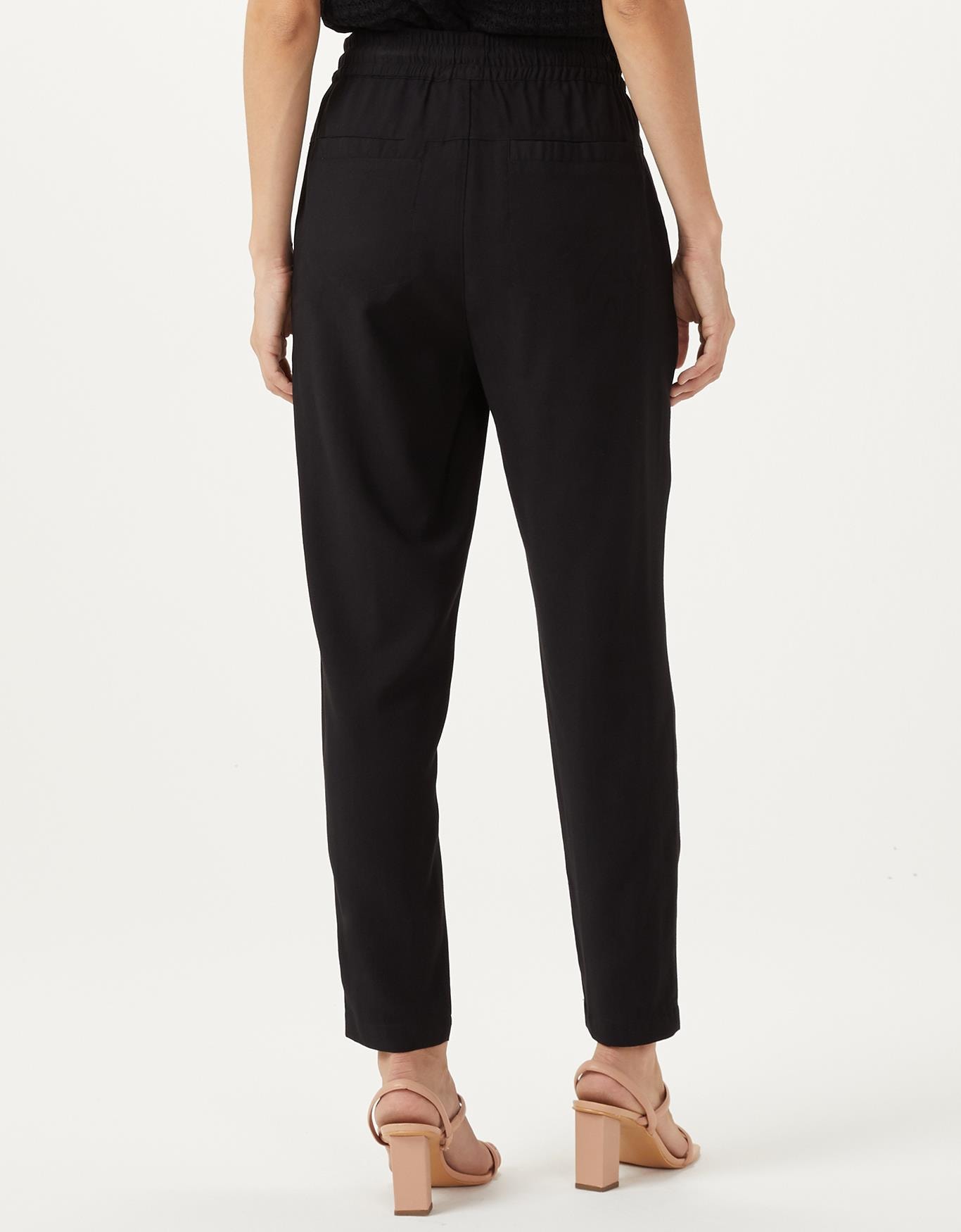 image_1e65bd74-fb80-4b68-a362-57202c4ff5f1