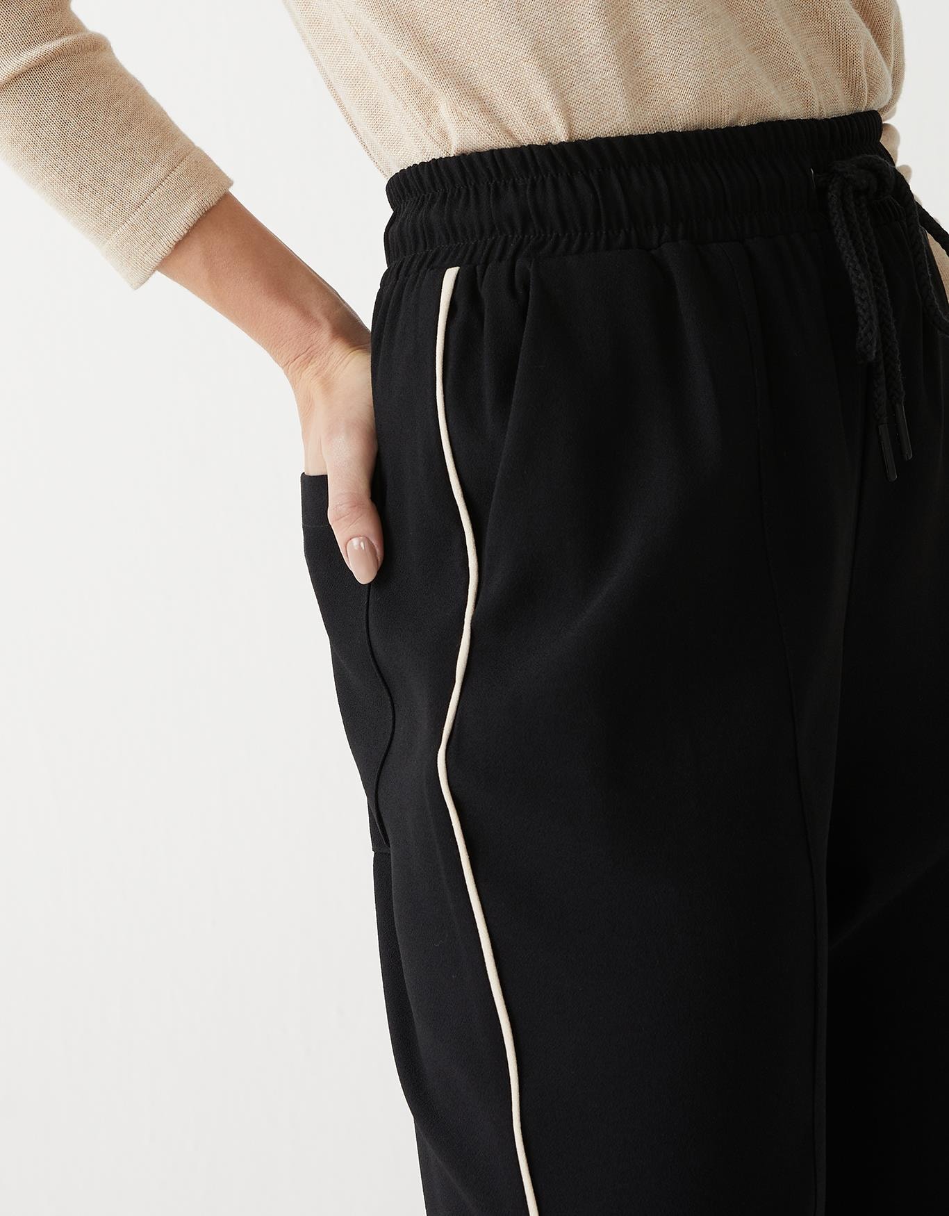 image_7b876a5a-421b-41b5-8edd-1a9c071a6120