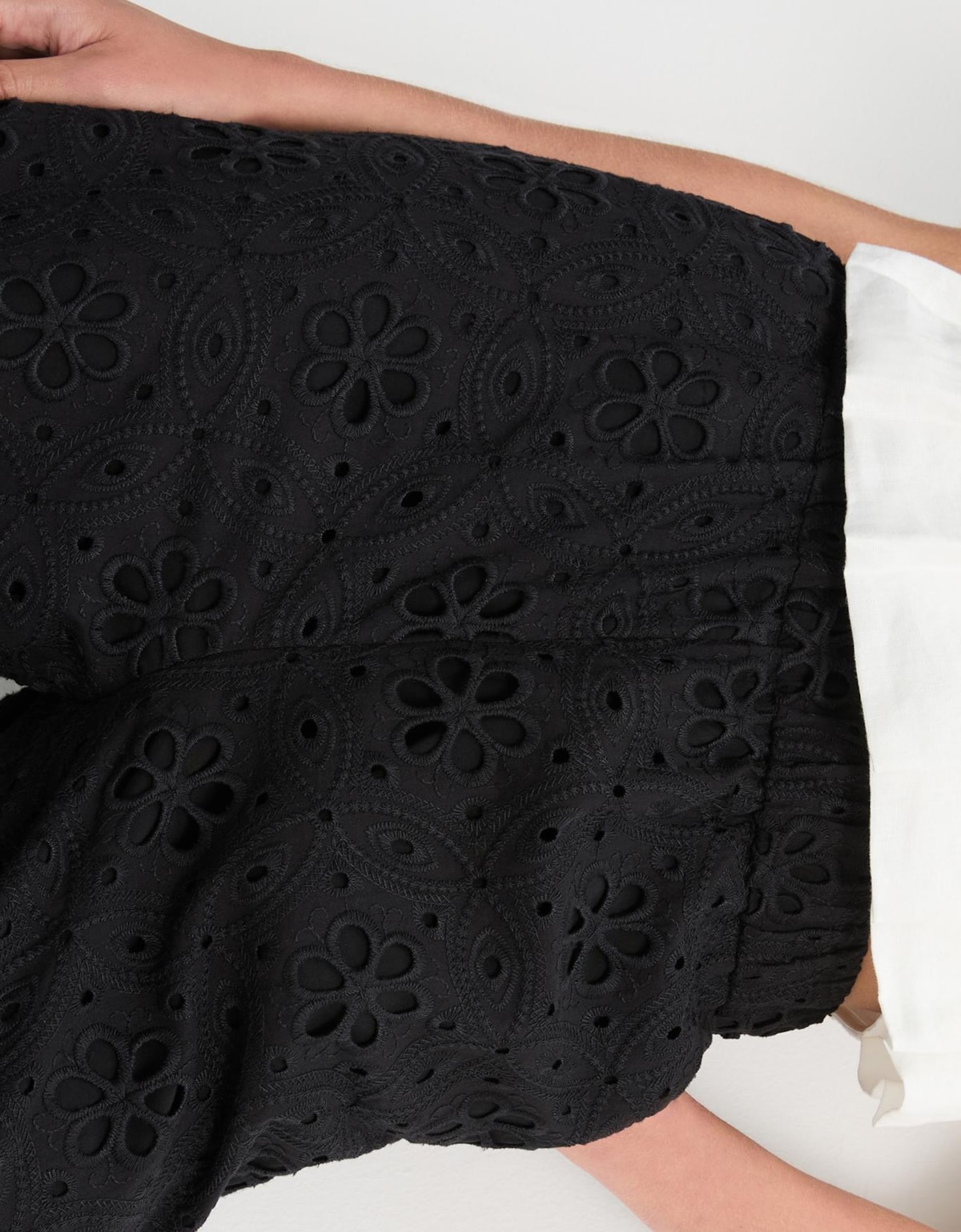 image_cde8957d-b600-4b12-b564-65c7a7b13447