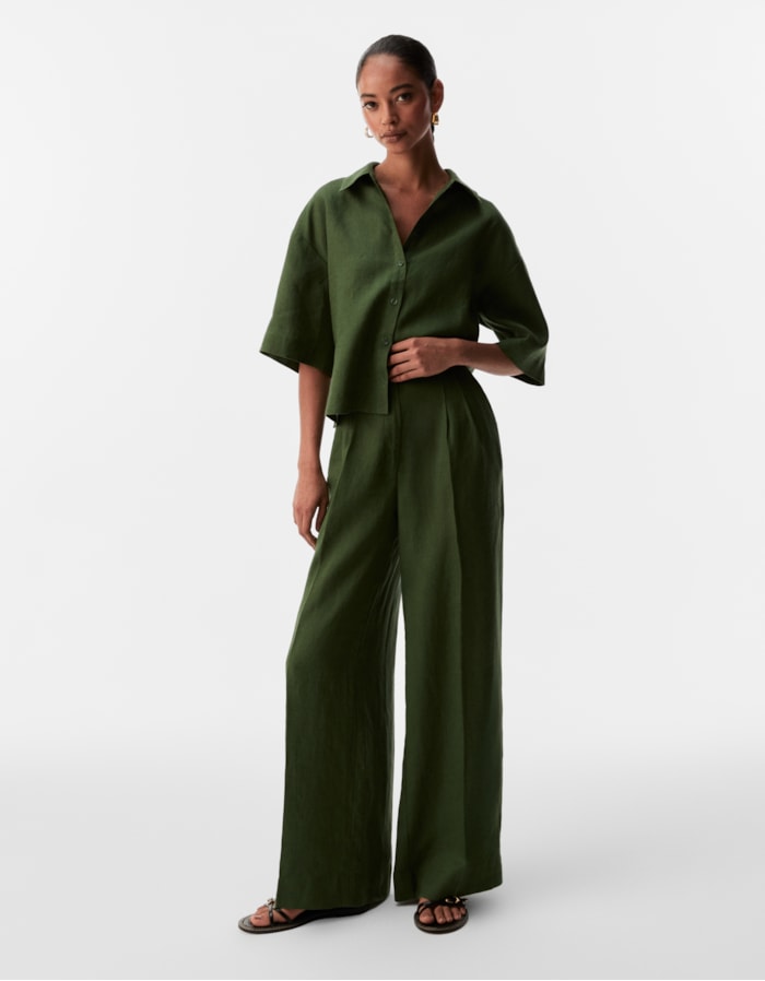 Shoulder — Calça Linho Pantalona Alfaiatada