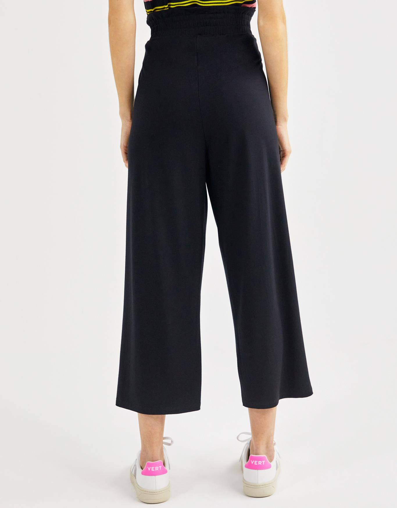 image_74730be3-e7b8-4dcd-83e8-5d26f5d3e356