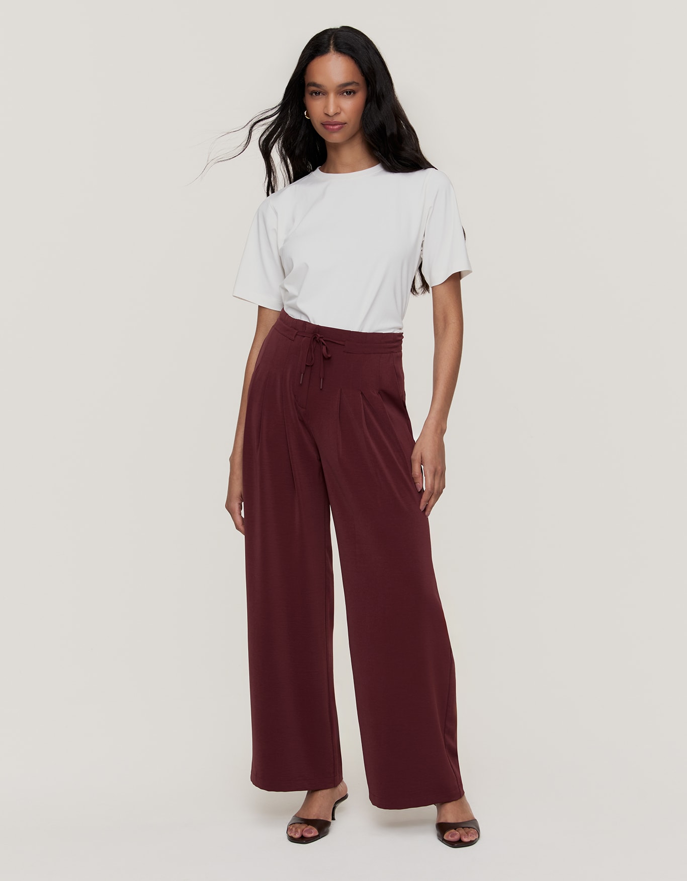 Calça Malha Pregas Amarração