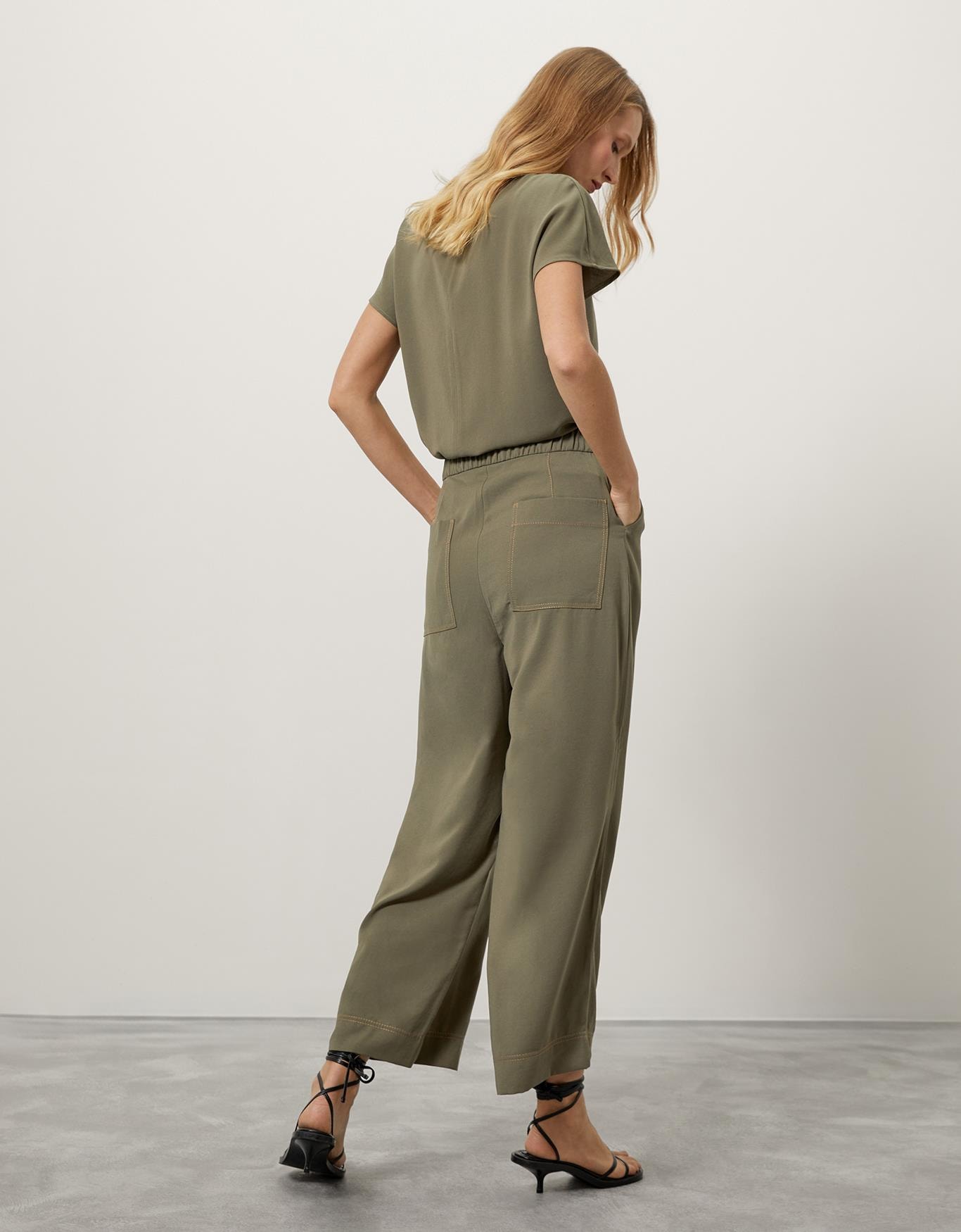 image_2f378bd7-f67f-4eb1-9a7a-20a3f5a03efd