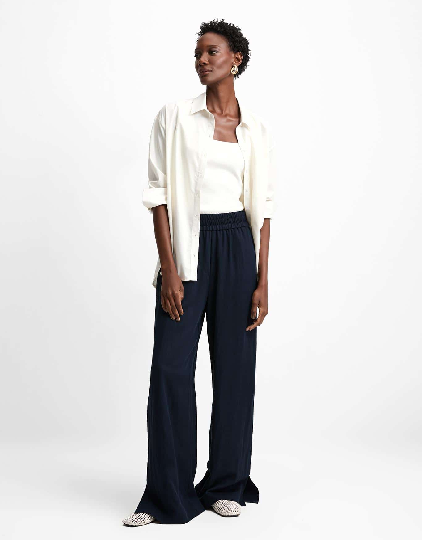 Calça Pantalona Com Pregas