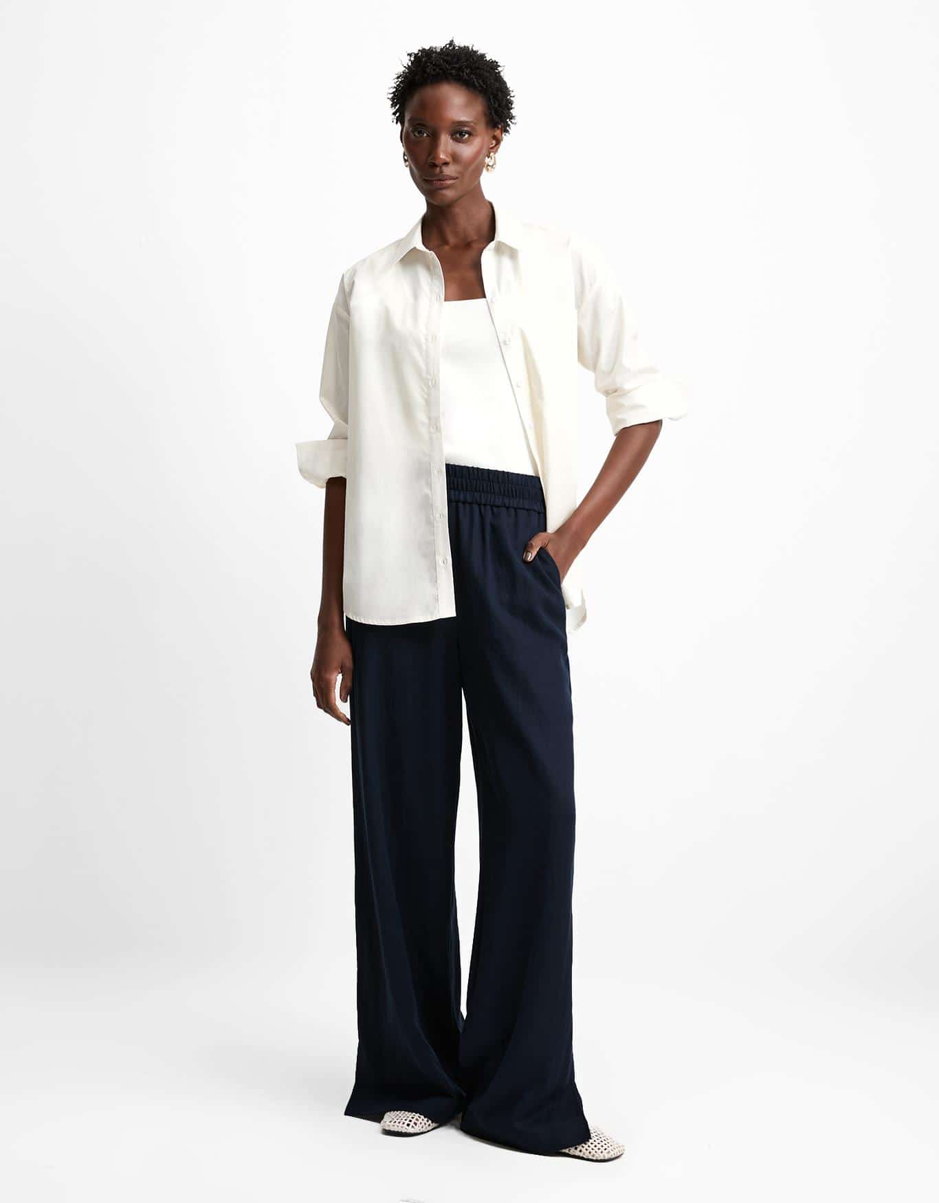 Calça Pantalona Com Pregas