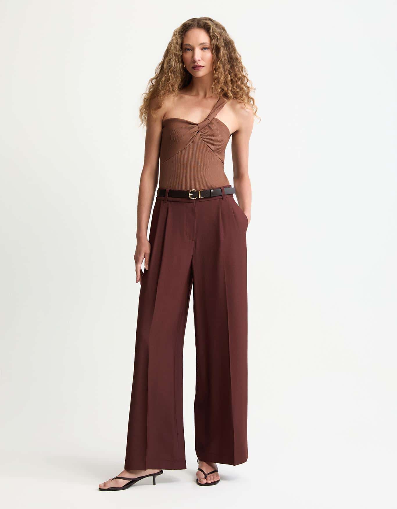 Calça Pantalona com Pregas