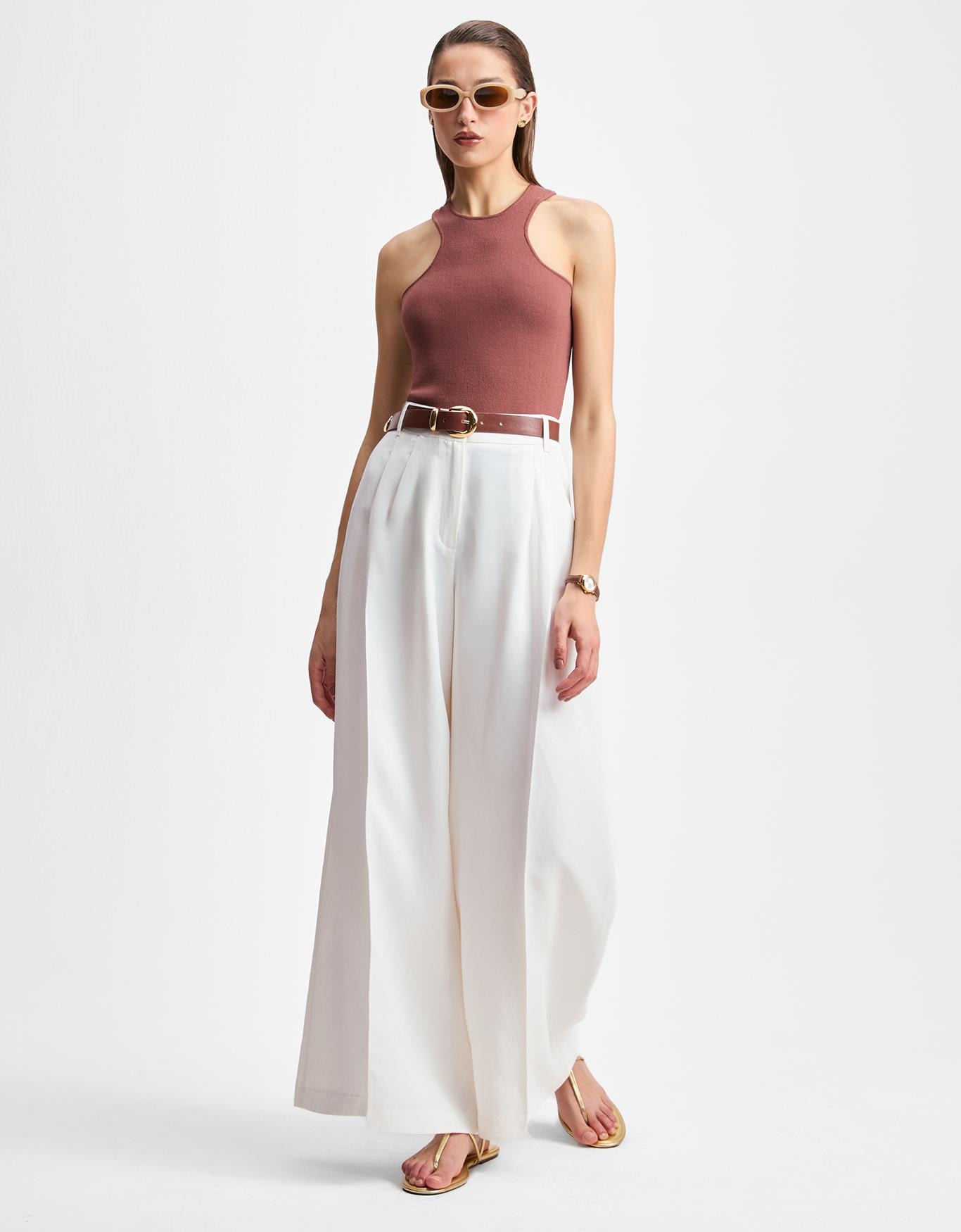 Calça Pantalona Com Pregas