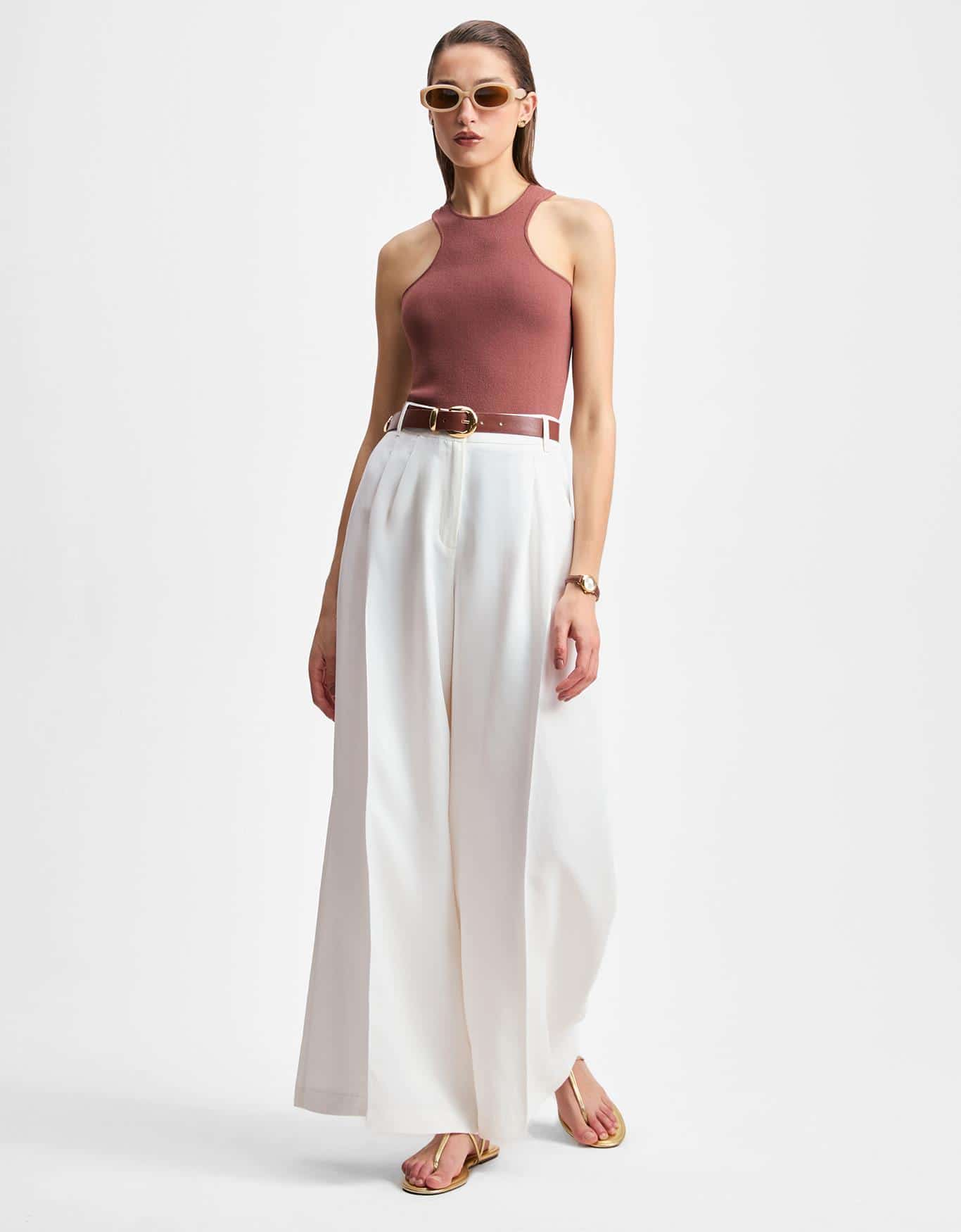 Calça Pantalona Com Pregas