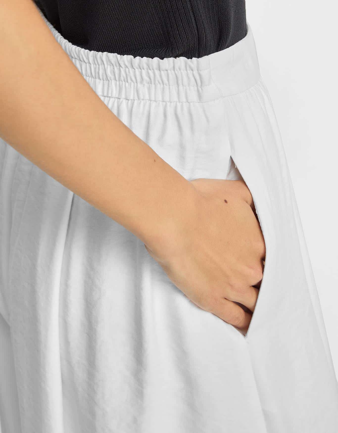 Calça Pantalona com Pregas