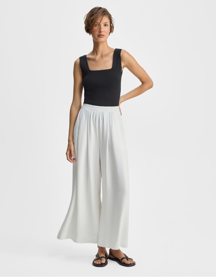 Shoulder — Calça Pantalona com Pregas