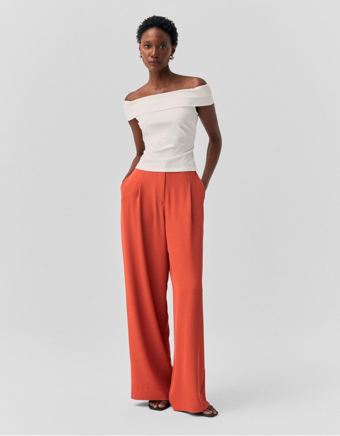 Shoulder — Calça Pantalona com Pregas
