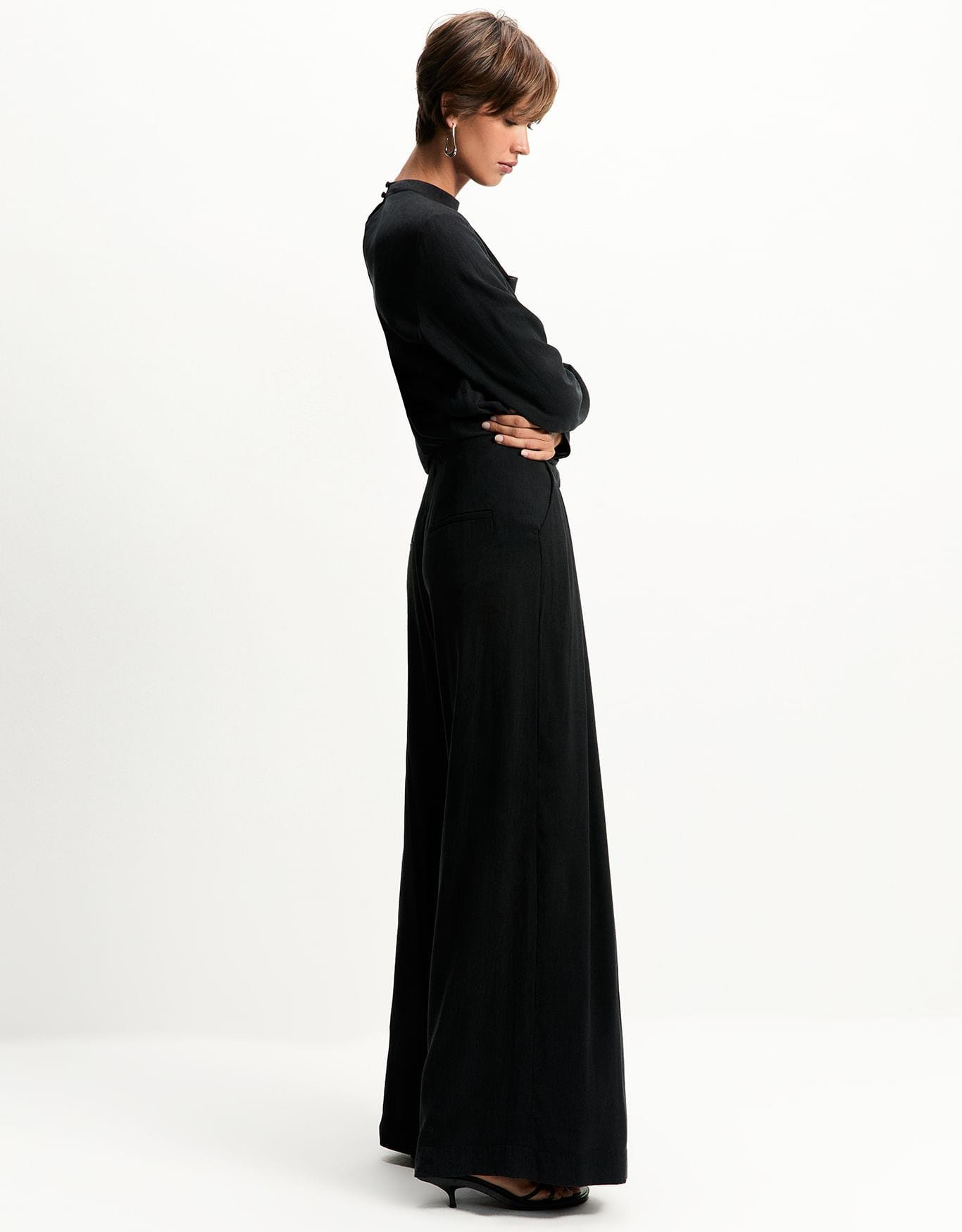 Calça Pantalona Pregas