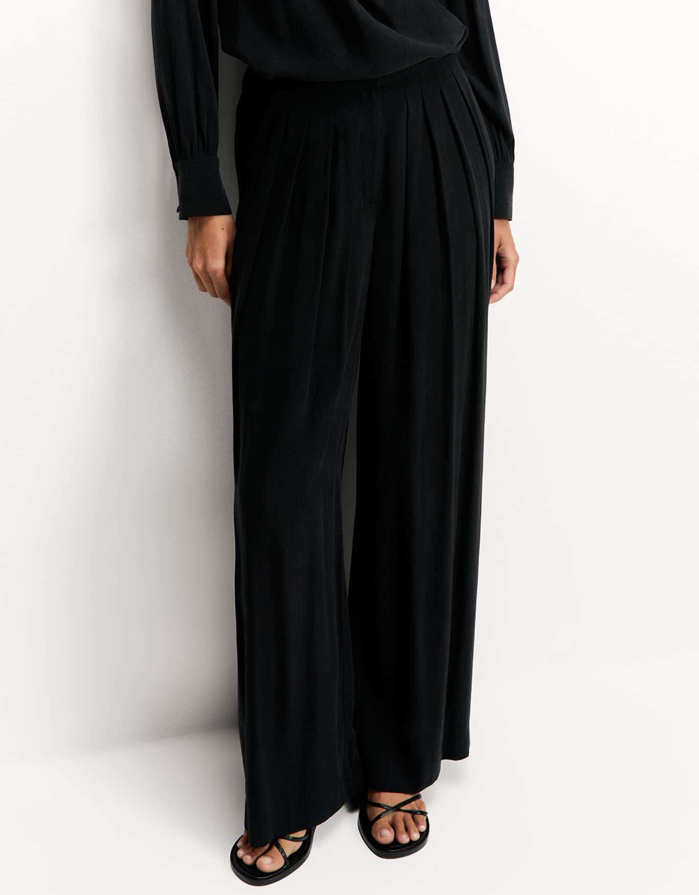 Calça Pantalona Pregas