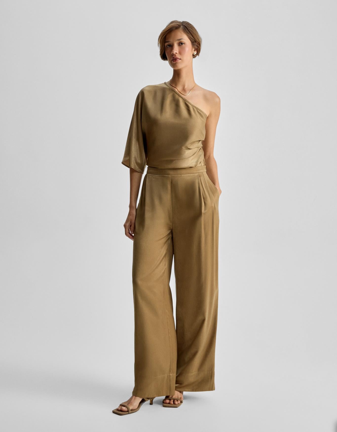 Calça Pantalona Pregas