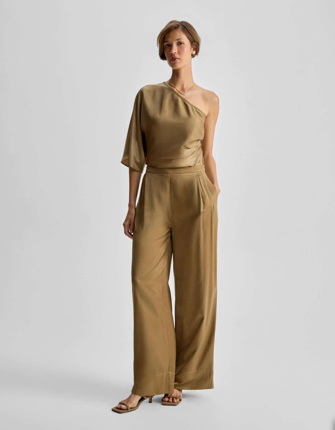 Calça Pantalona Pregas