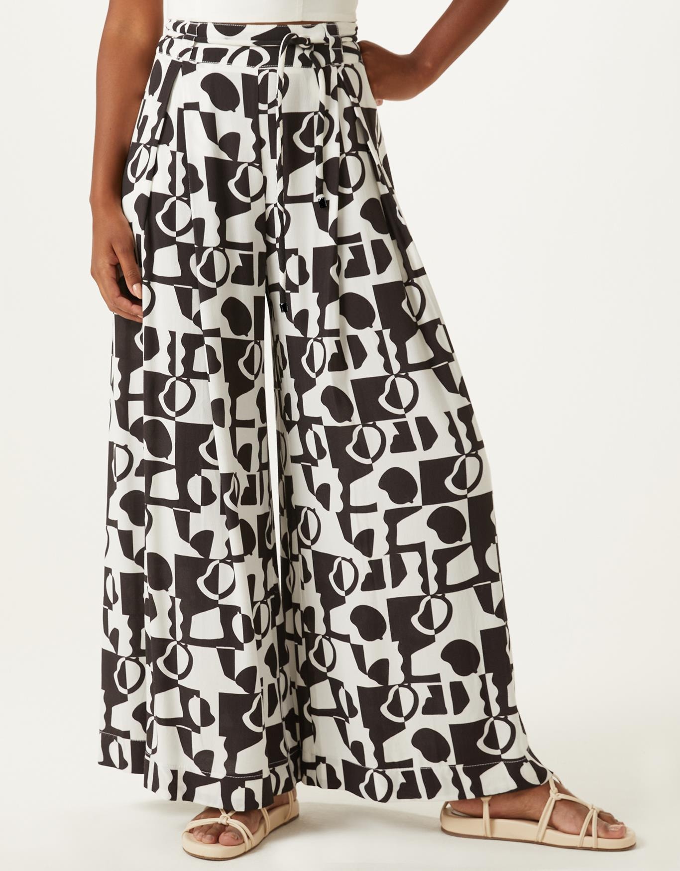 image_eae654cc-b54b-45fa-8646-6583fcde40df