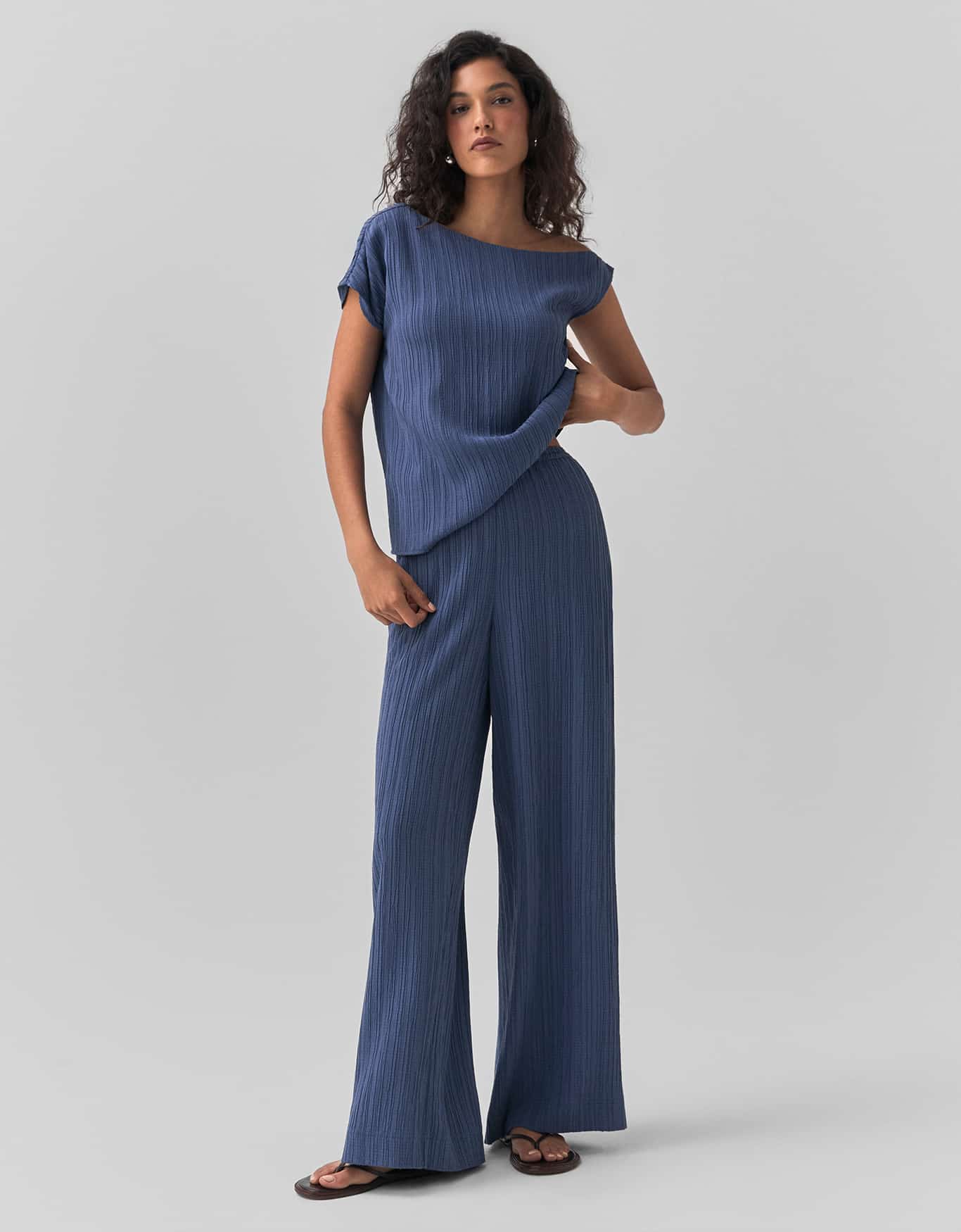 Calça Pantalona Texturizada