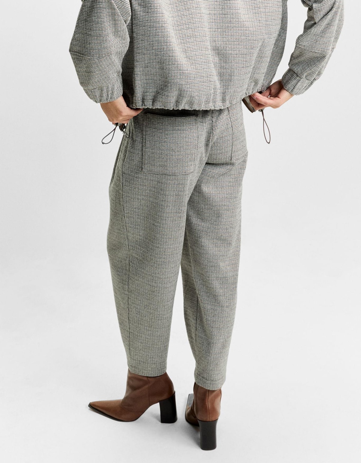 image_7d3f1648-9777-4f36-8c71-7c4ca694f298