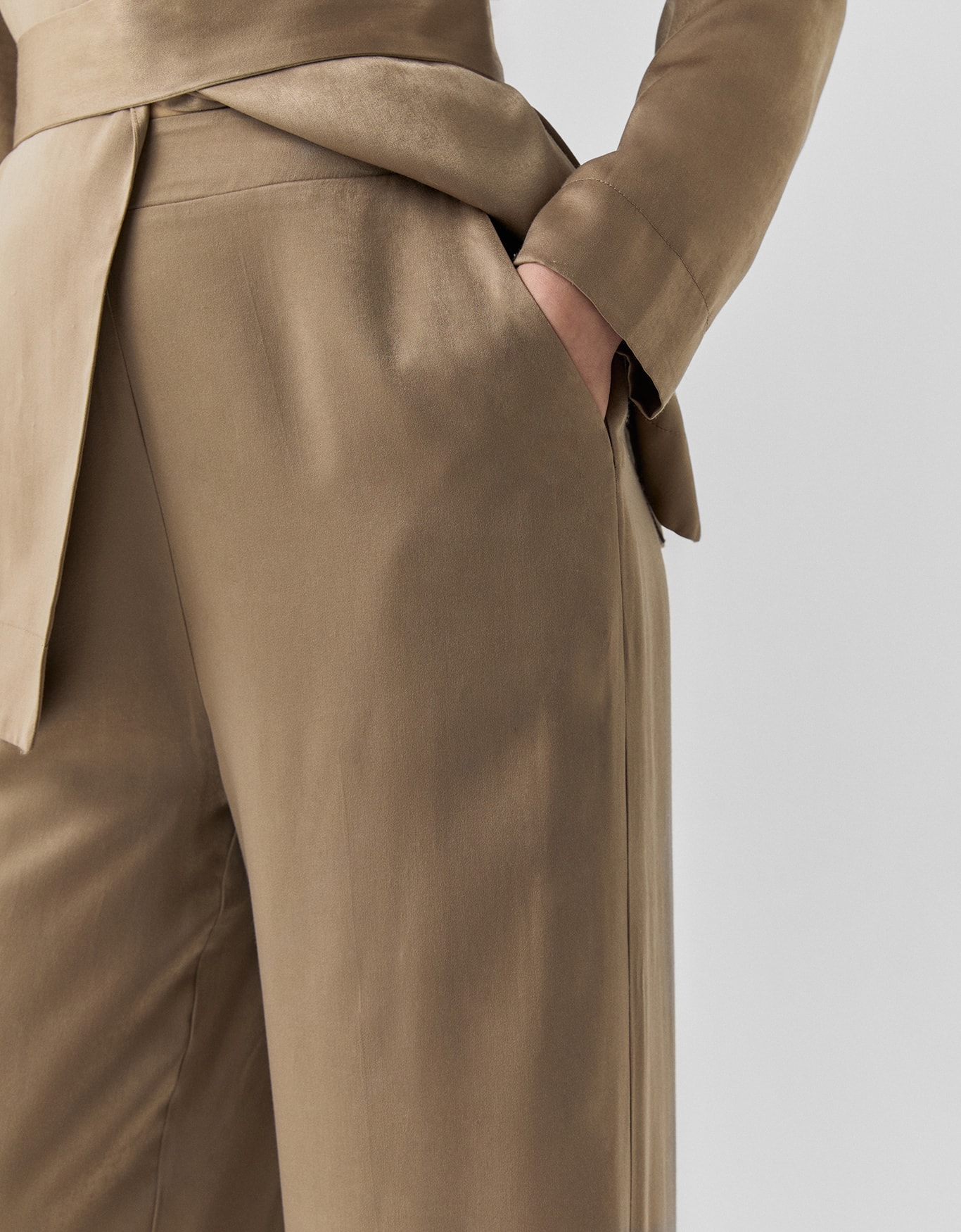 Calça Reta  Acetinada