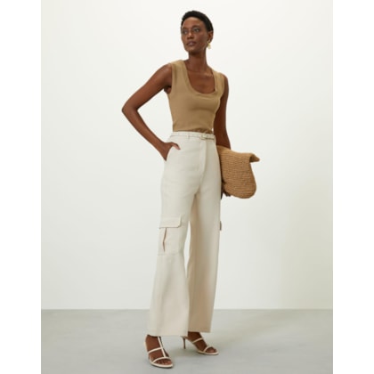 Calça Reta Bolsos Cargos Areia